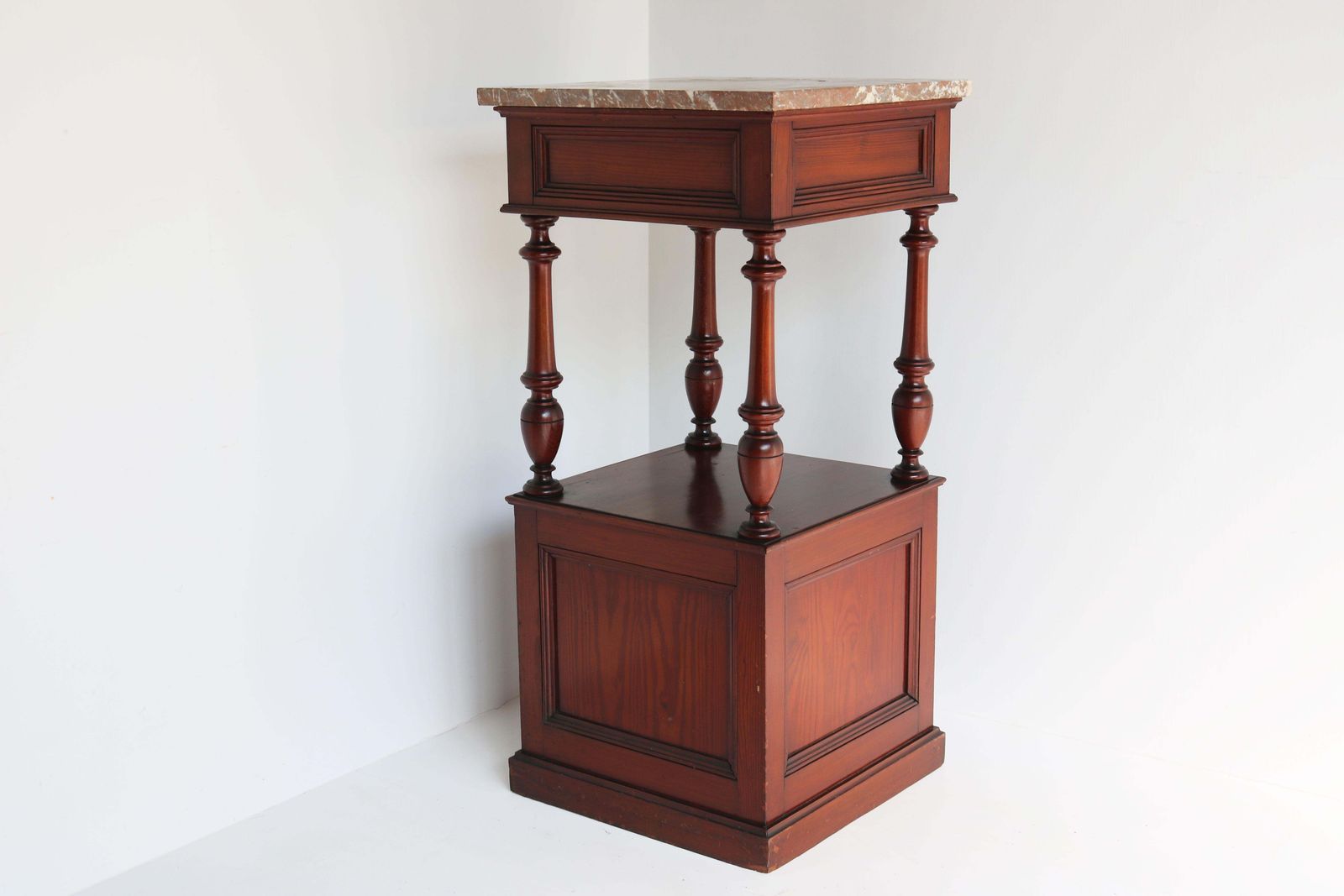 Antiek Frans Nachtkastje / Bedside Table Van Pitchpine Met Belgisch Rood Marmeren Blad, Ca. 1900 photo buy