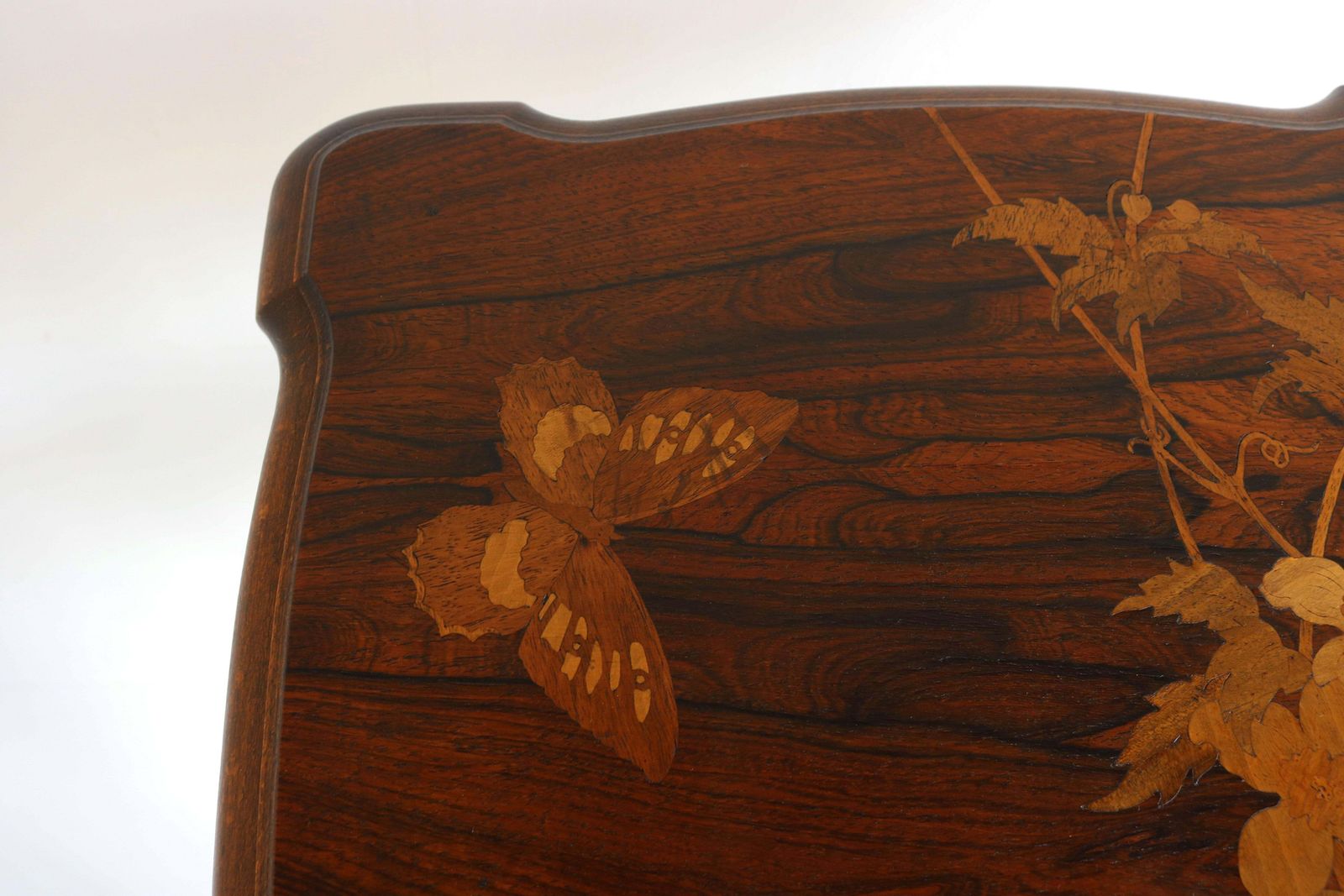 photo furniture Art Nouveau Voetstuk Door Emile Gallé, Ca. 1890 – Frans Antiek Ingelegde Tafel
