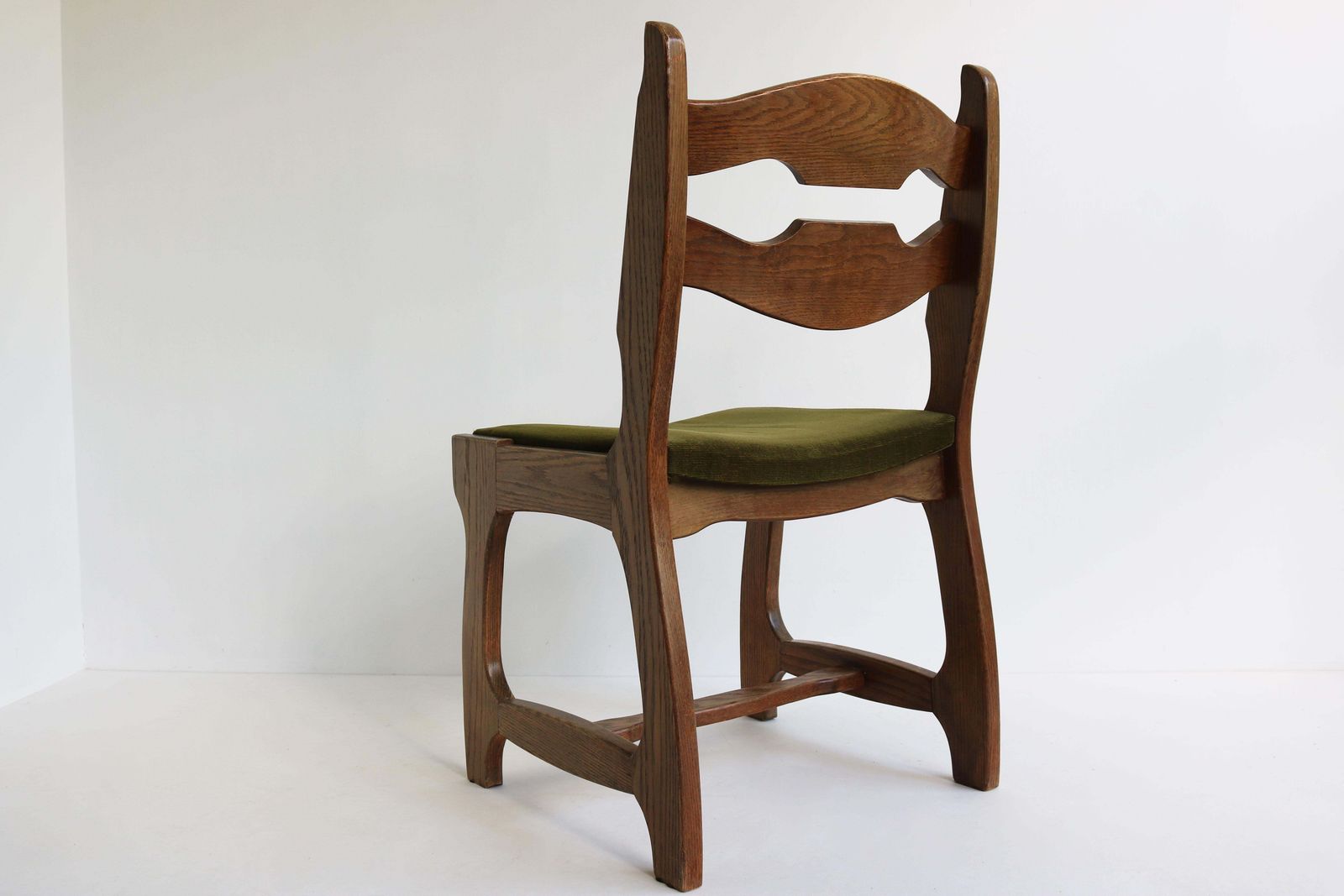 Set Of 4 Mid Century Oak Dining Chairs photo vinterior
