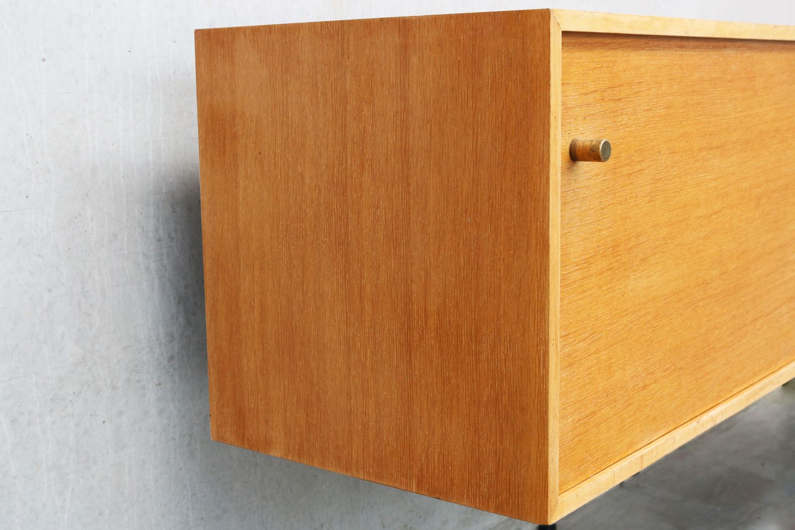 Zwevend Dressoir 'Abstracta' Van Jos De Mey Voor Van Den Berghe Pauvers, Eiken, 1960 photo vintage
