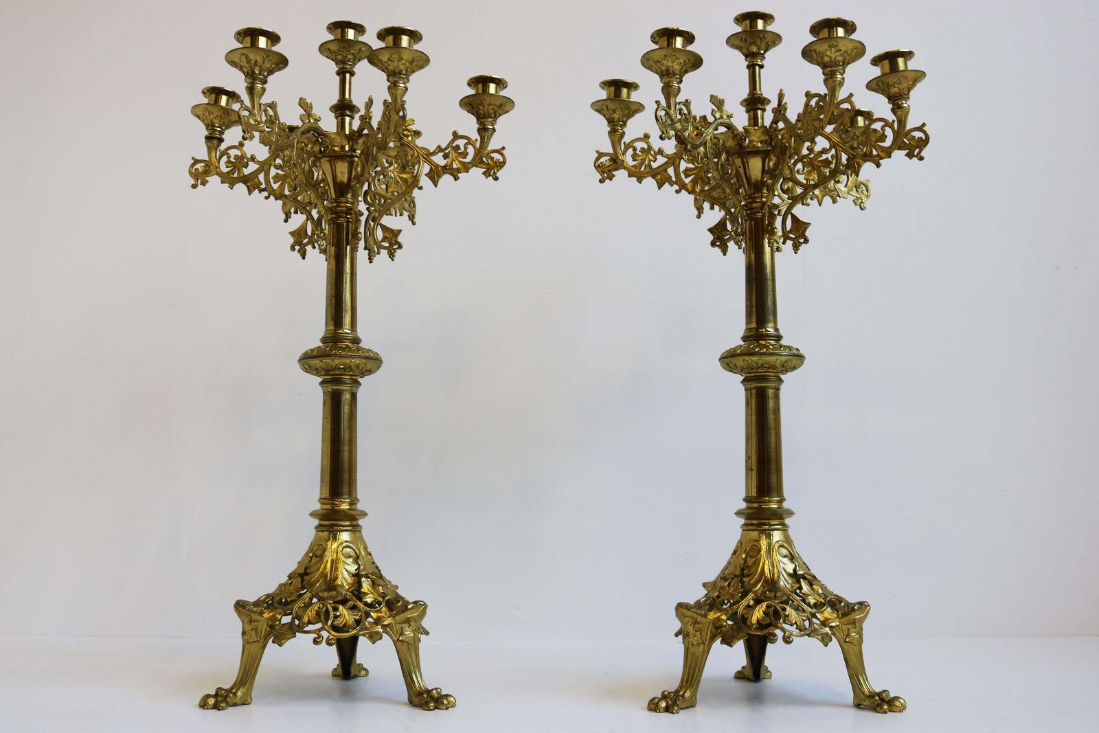 photo vintage Groot Antiek Frans Verguld Bronzen Klassiek Klokkengarnituur, 19e Eeuw, Met Acanthusbladeren
