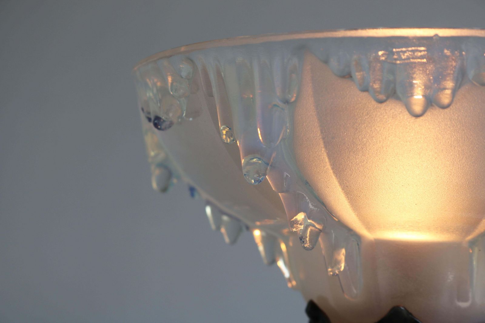 Antiek Art Deco Tafellamp, Ontwerp Van Ezan, 1930, Frankrijk – Smeedijzer En Ijsglas photo Verlichting