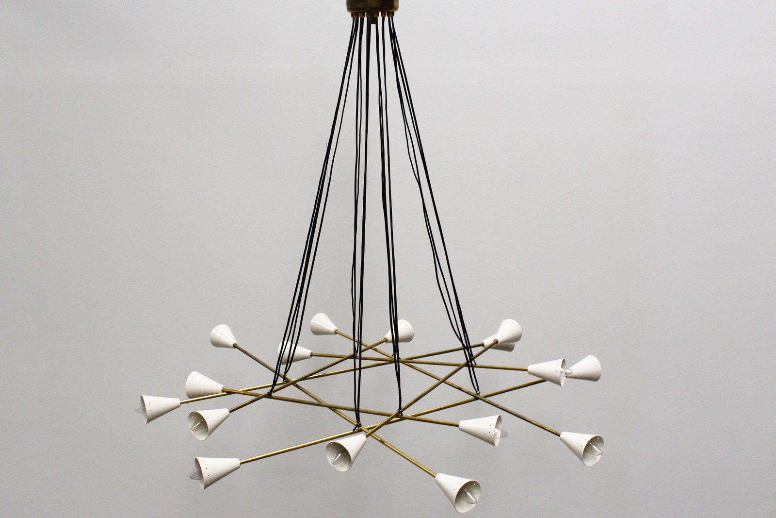 Italiaanse Vintage Design Hanglamp, Wit Messing, Stilnovo, 1960, Mid Century photo vinterior