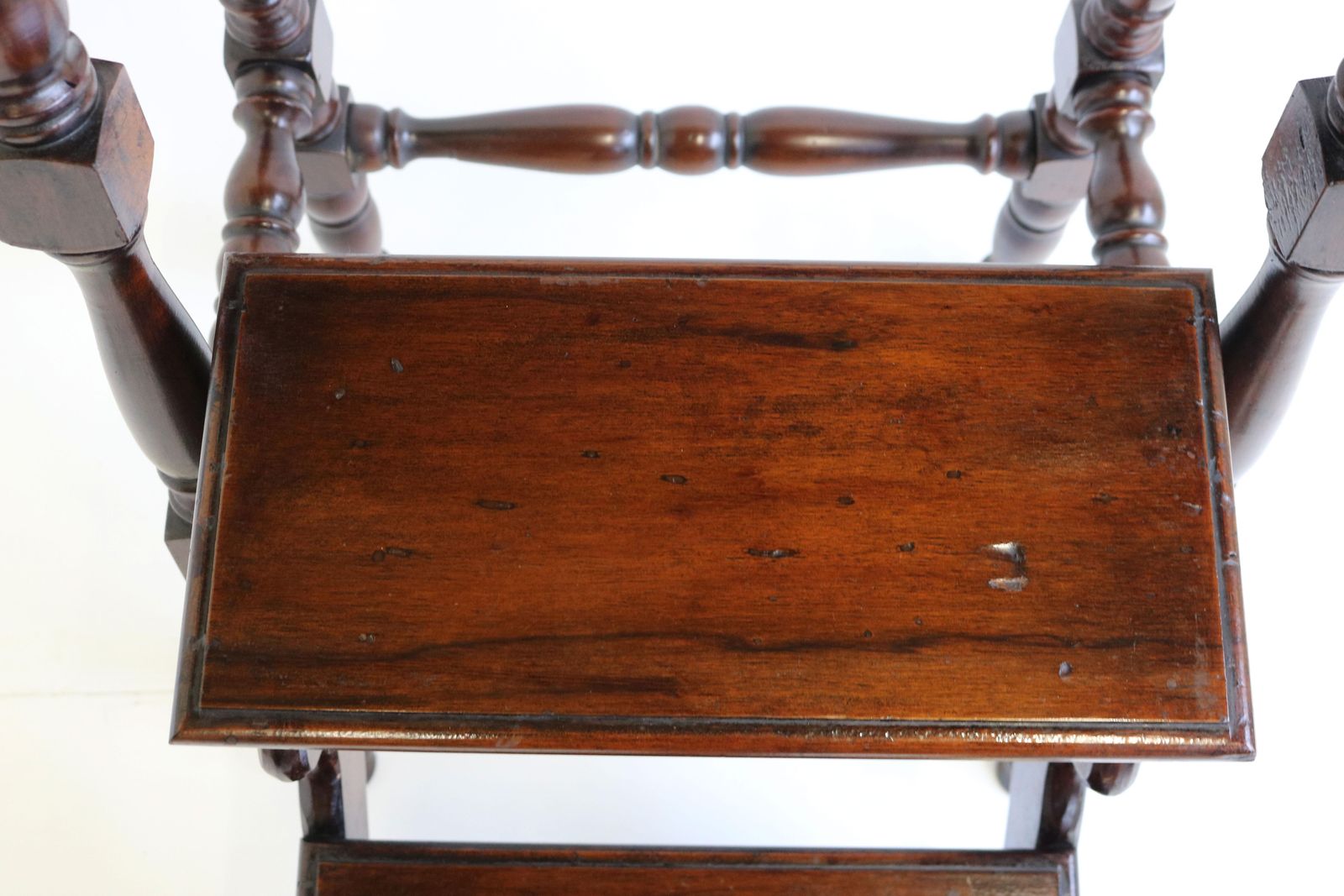 Woonaccessoires Antieke Engelse Victoriaanse Bibliotheektrap Van Gesneden Hout, Opvouwbaar, Jaren 1920 photo
