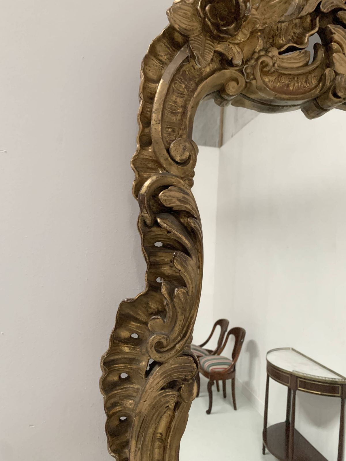 photo vinterior Louis XV Mirror In Carved Gilded Wood, Late 18th Century