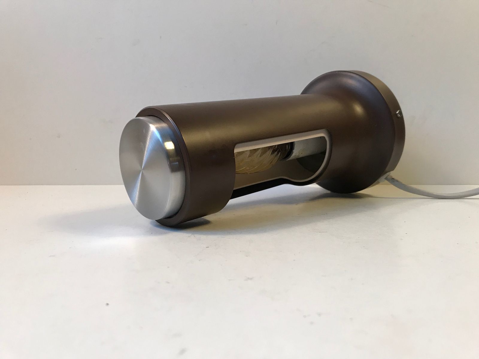 Vintage Model Contact Table Or Wall Light By Peter Avondoglio For Fog & Mørup, 1970s photo Lighting