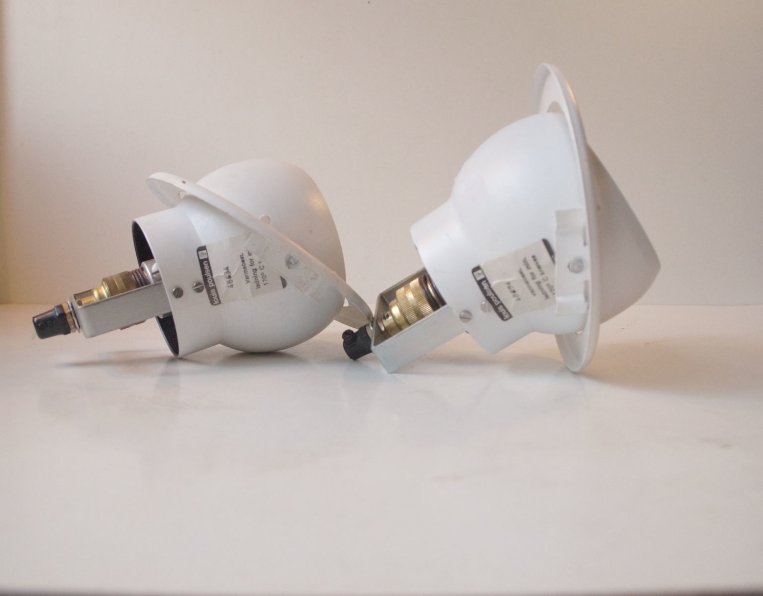 White Spherical Spot Lights By Louis Poulsen Denmark, Set Of 2 photo 310.0