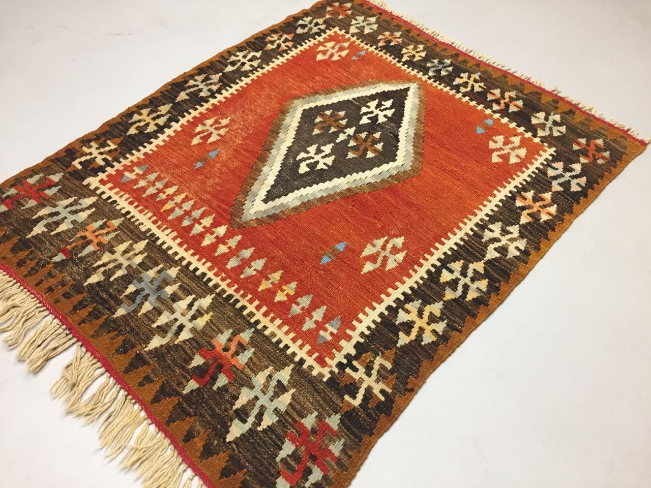 Tribal Turkish Kilim Rug 130x97cm Shabby Vintage Wool Country Home Kelim photo furniture