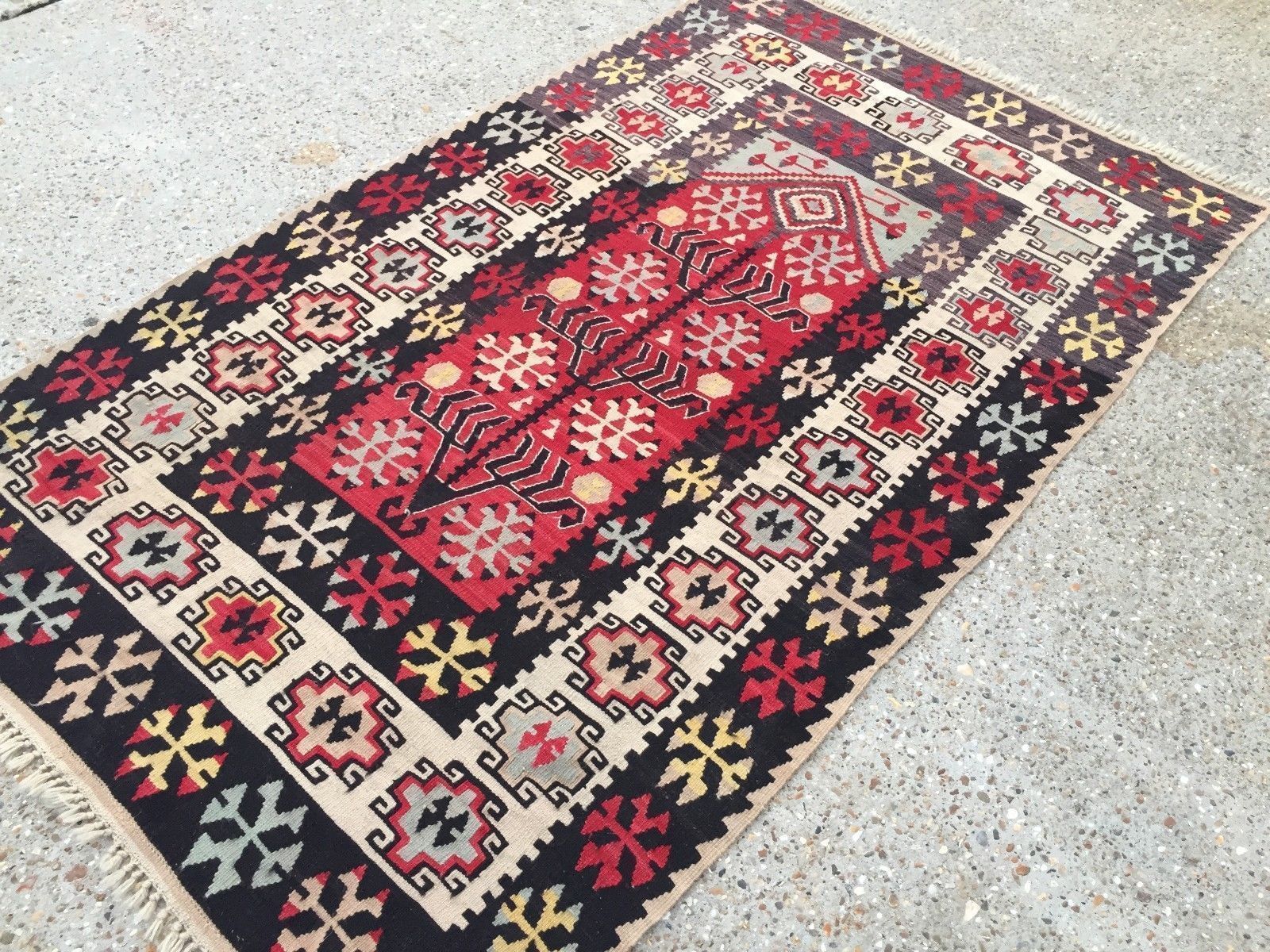Antique Turkish Kilim Rug 180x108cm Shabby Vintage Old Wool Country Home Kelim photo furniture
