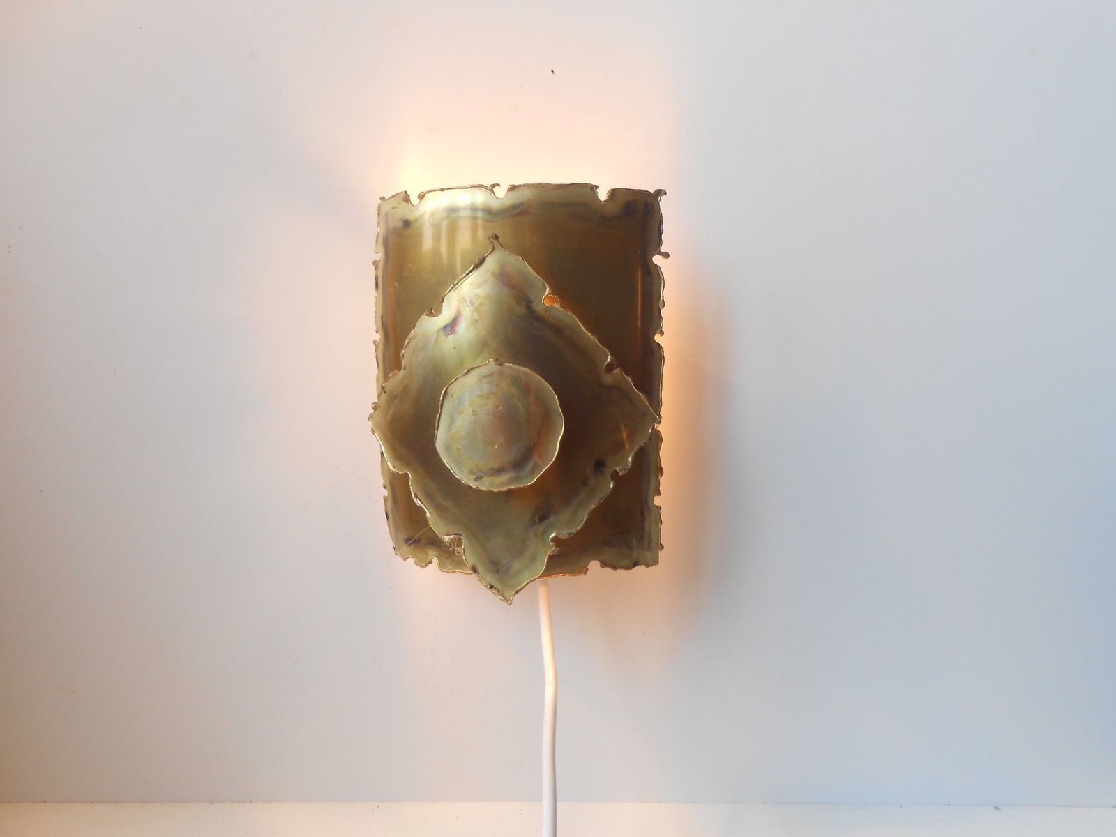 Scandinavian Brass Wall Light By Svend Aage For Holm Sorensen, 1960s photo for sale