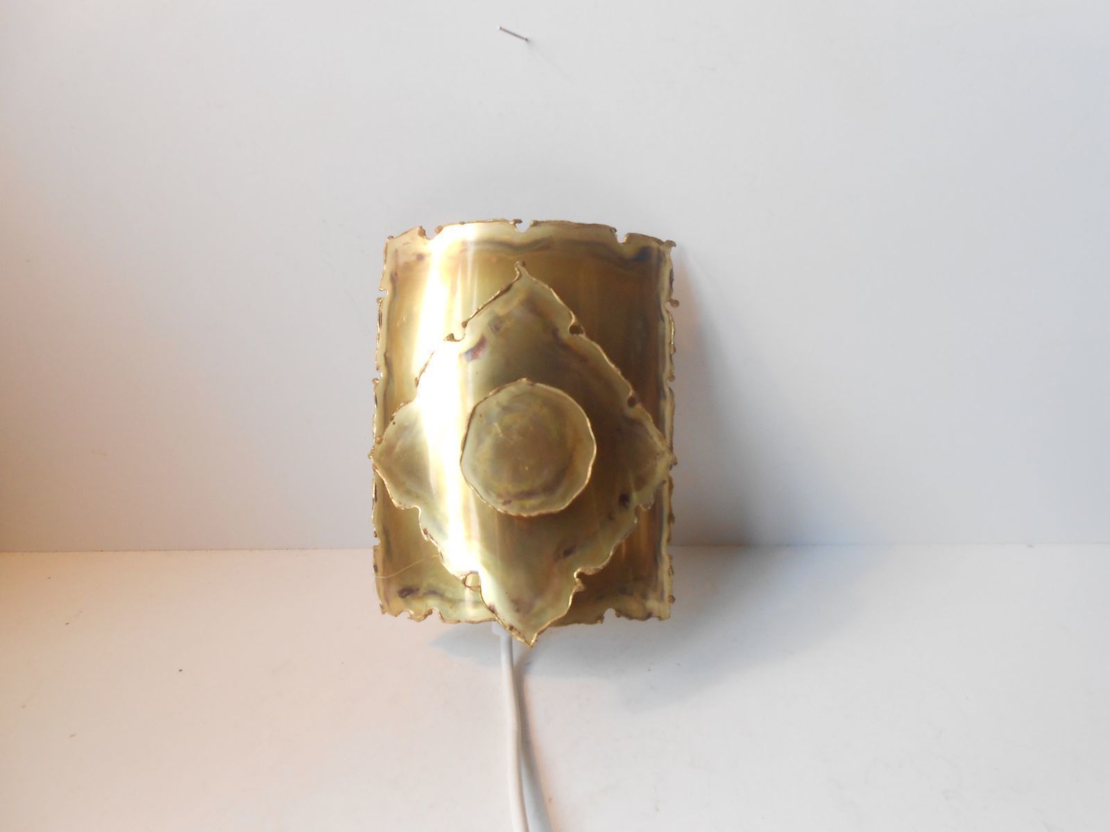 Scandinavian Brass Wall Light By Svend Aage For Holm Sorensen, 1960s photo Lighting