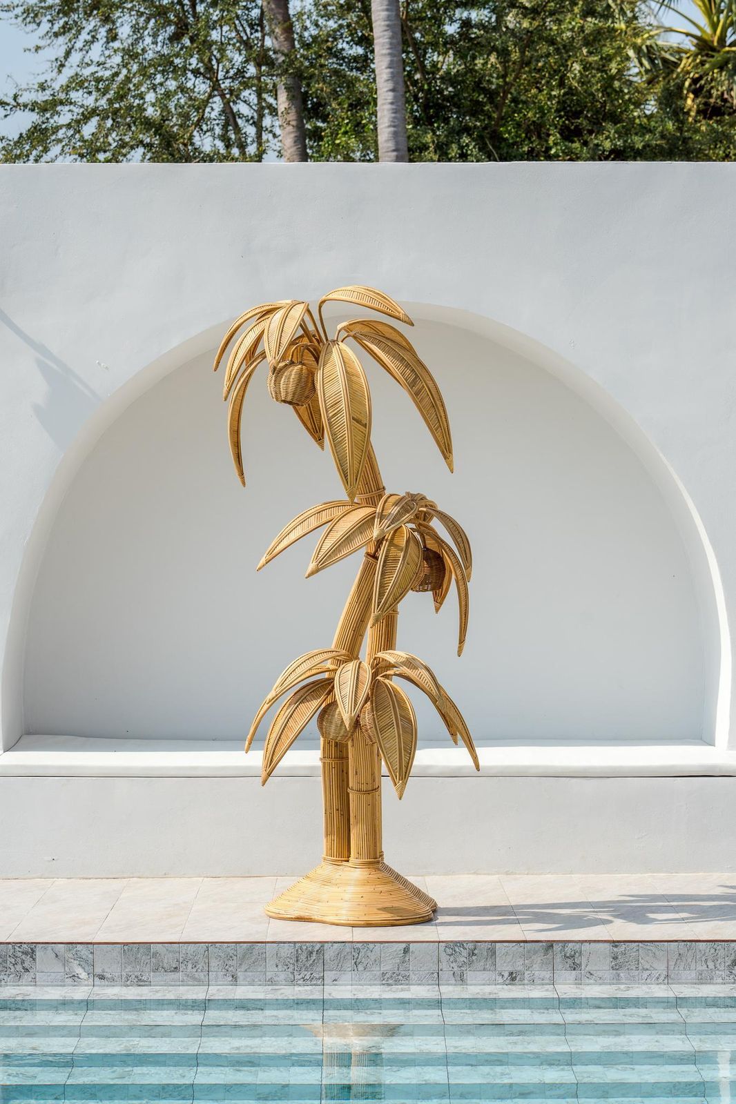 photo for sale Rattan Xxl Coconut Tree / Palm Tree Floor Lamp
