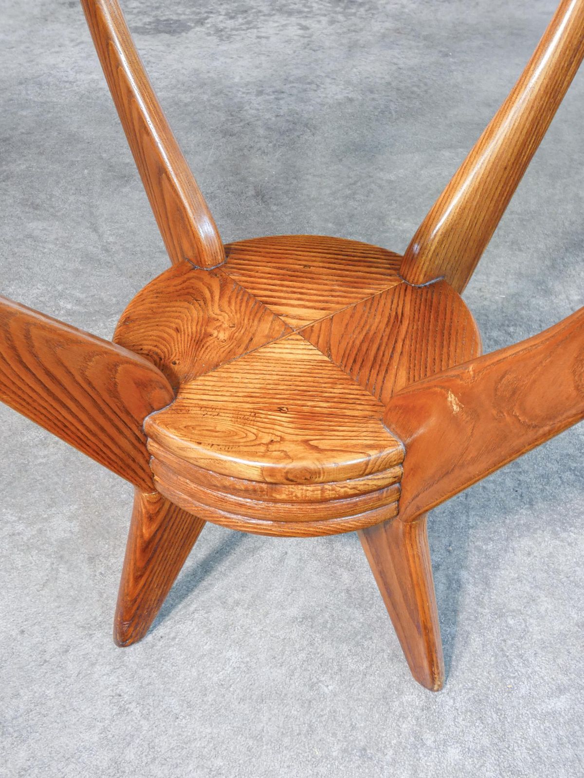 Italian Design Coffee Table From 1940s, Made Of Wood And Circular Glass Top photo buy
