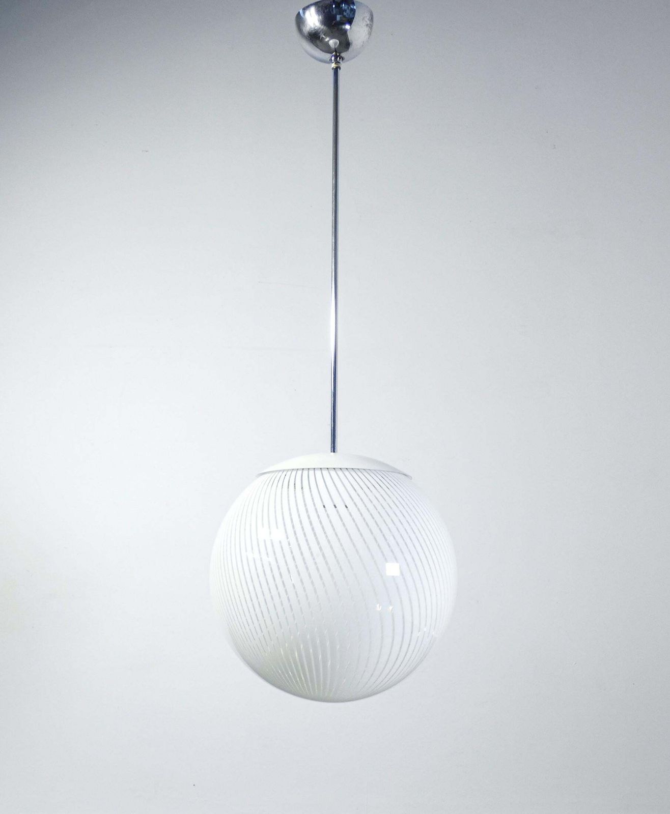 Chandelier From The "Tessuto" Series, Design L. Diaz De Santillana For Venini. 1970s photo furniture