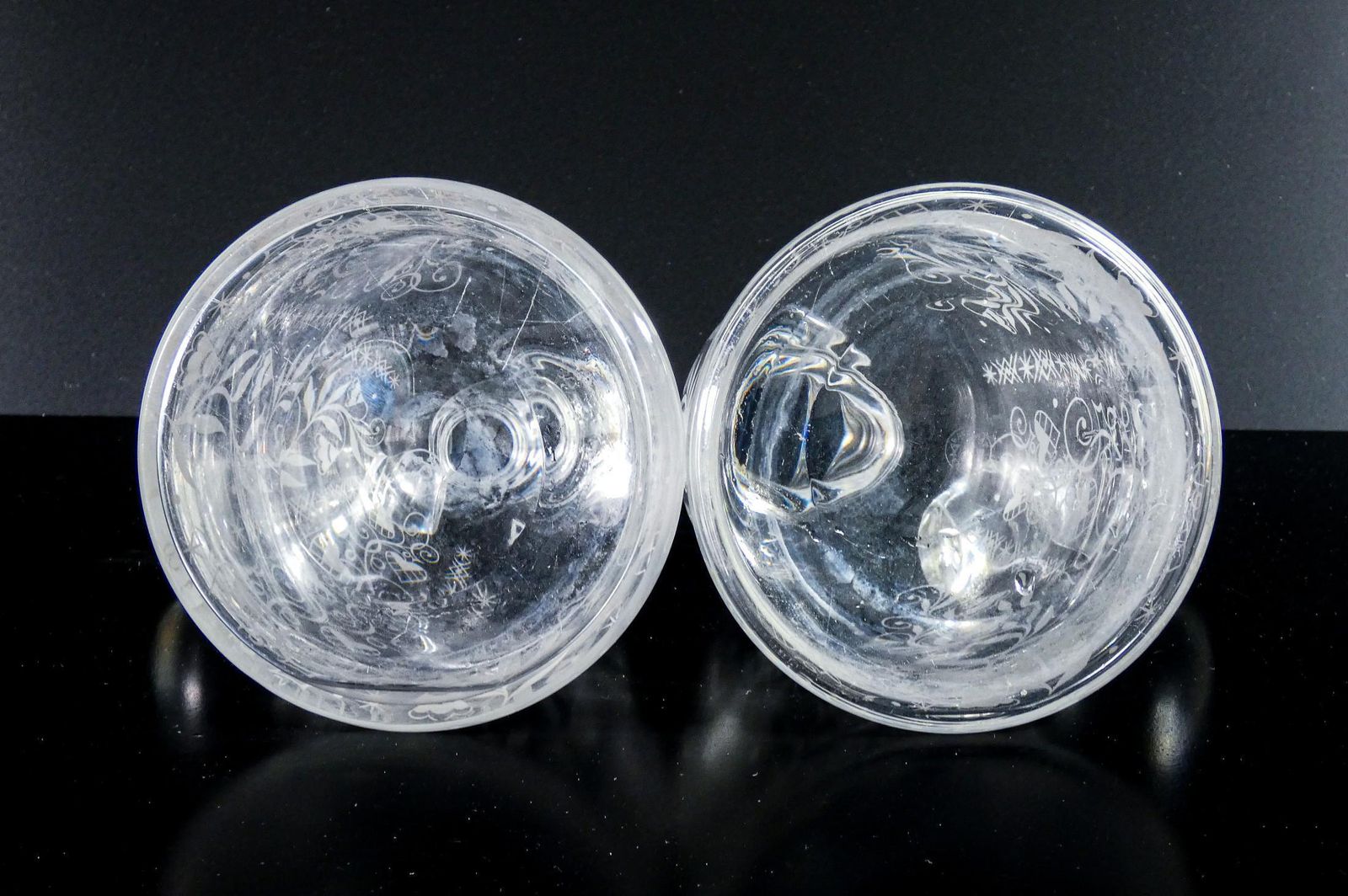 photo furniture Pair Of Baccarat Crystal Bottles, Morivo Argentina. France, 1940s
