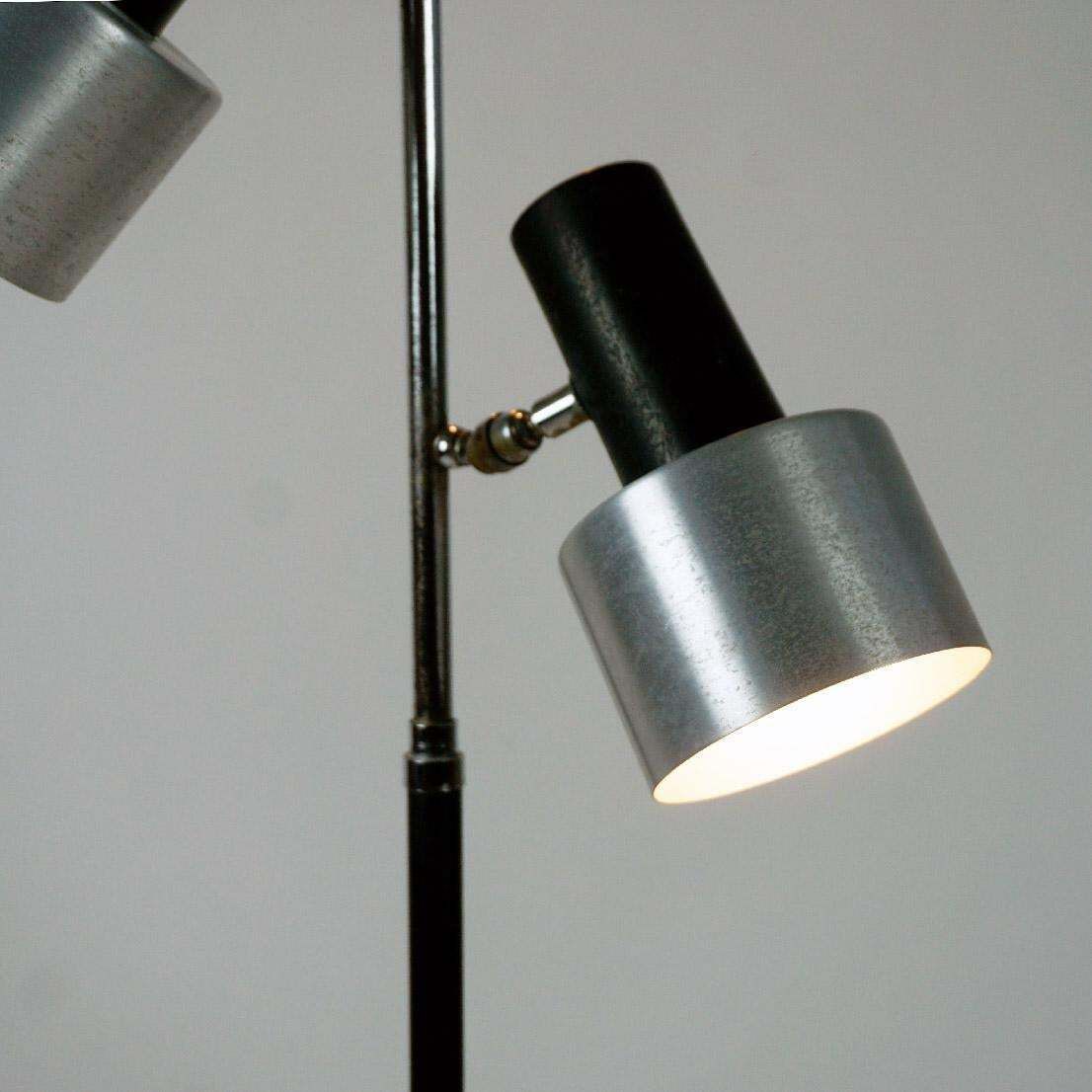 Italian Space Age Aluminum And Black Lacquered Metall Spot Floor Lamp photo vinterior