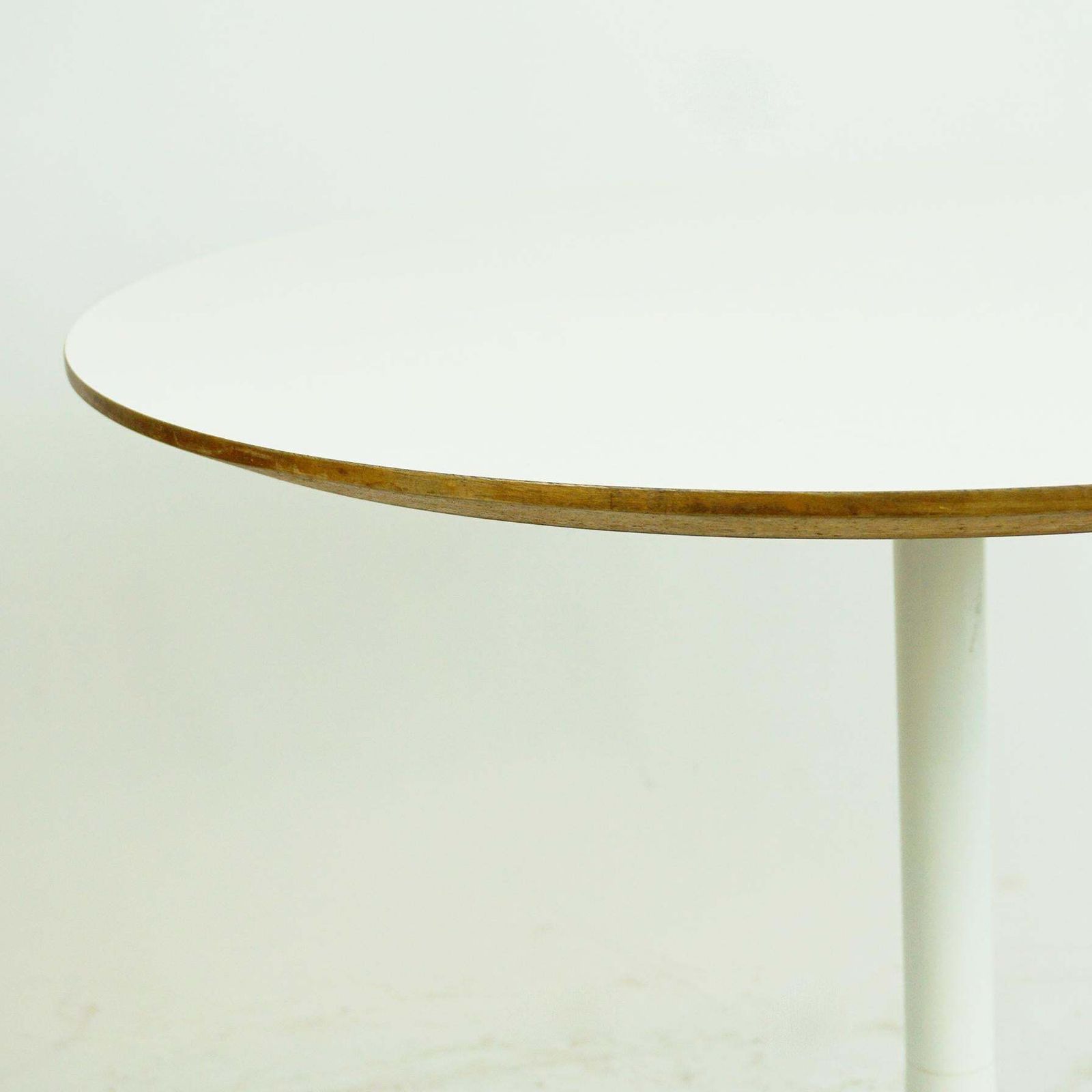 White Pedestal Coffee Side Table By George Nelson For Herman Miller, USA, 1960s photo 1193.0