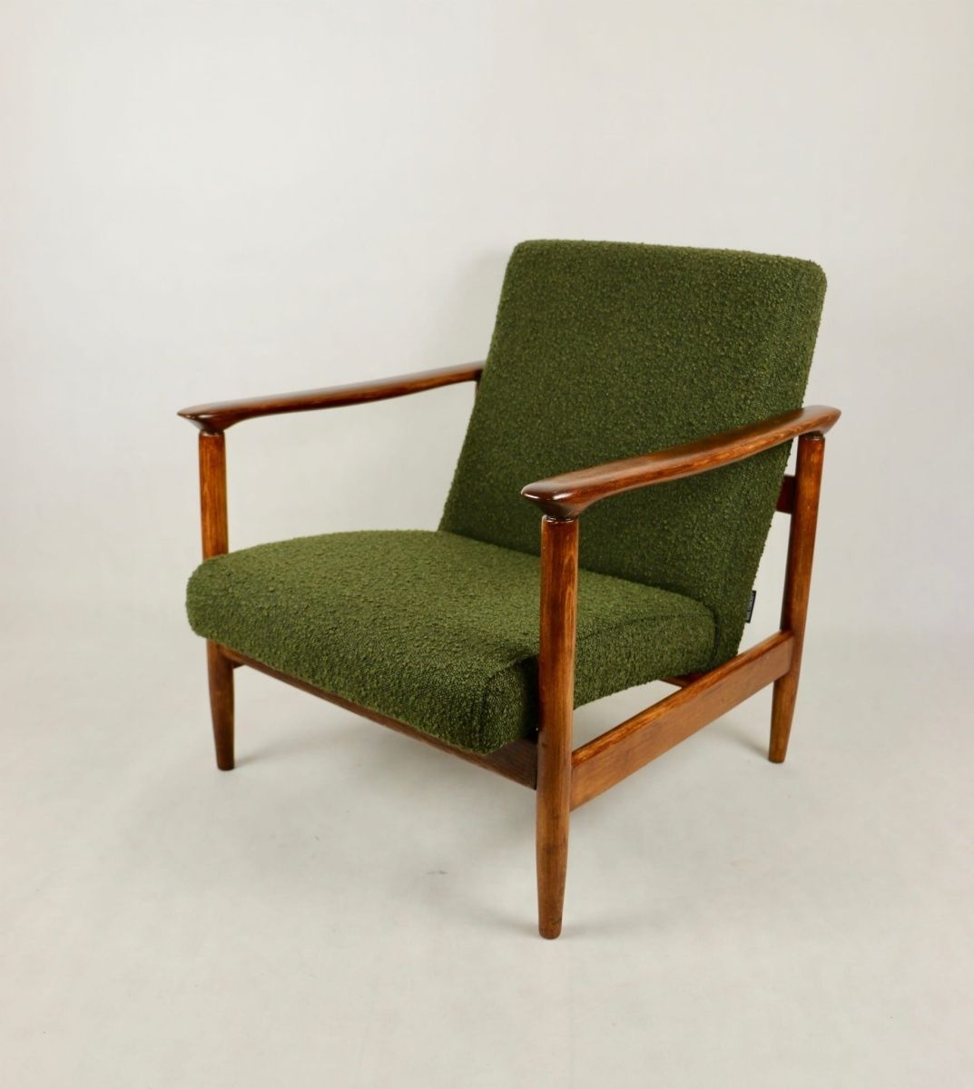 photo furniture Gfm 142 Armchair, Designed By Edmund Homa From The 70s, Olive Green Boucle   2 Pieces Available