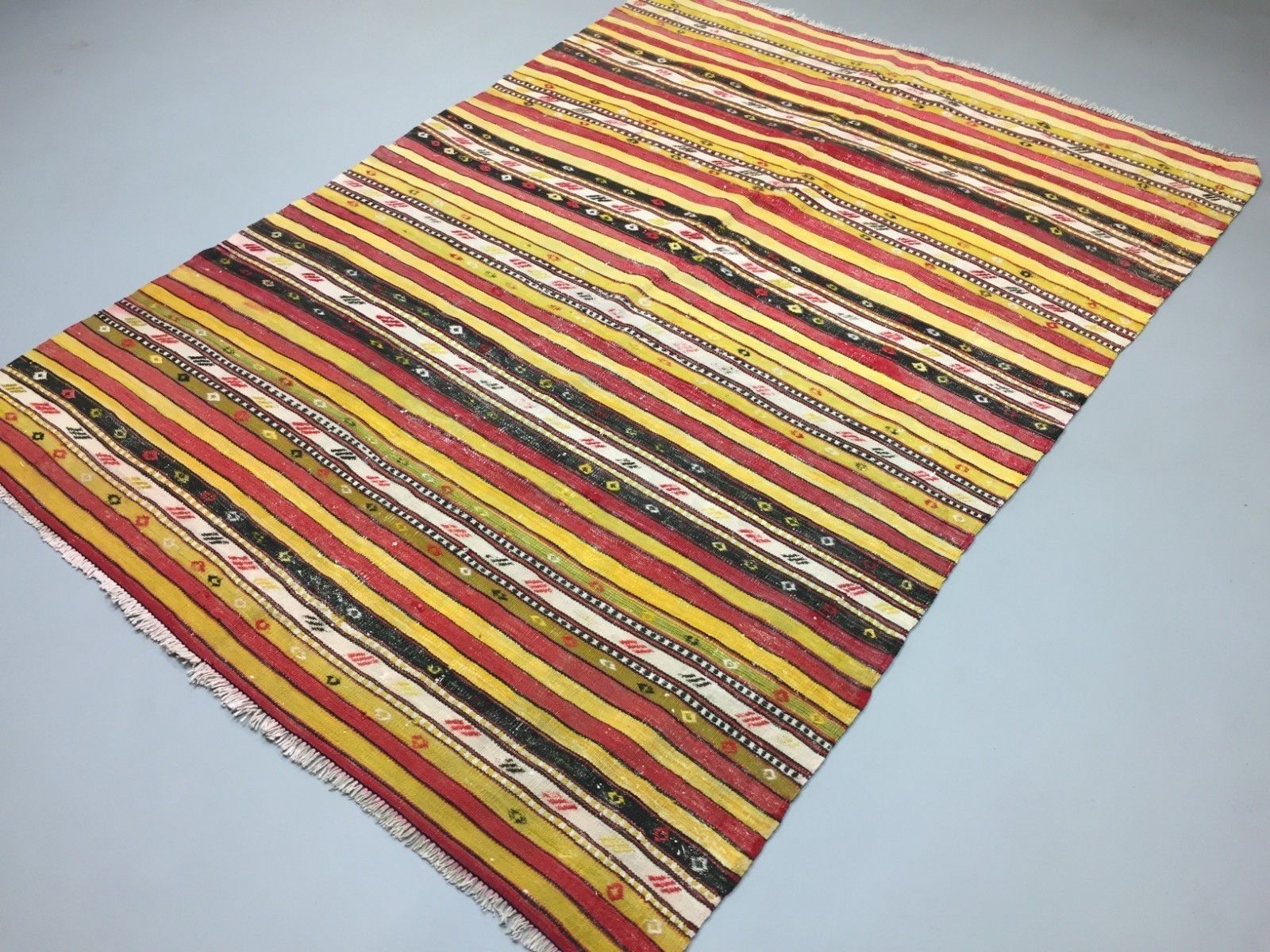 Antique Turkish Kilim Rug 213x150cm Shabby Vintage Old Wool Country Home Kelim photo furniture