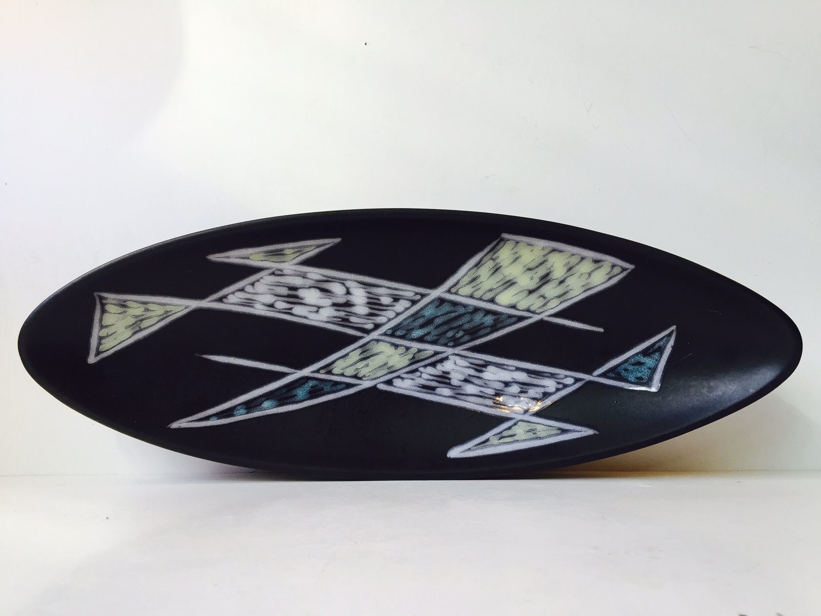 Banana Shaped Modernist Burgundia Pottery Dish By Svend Aage Holm Sorensen For Soholm, 1950s photo for sale