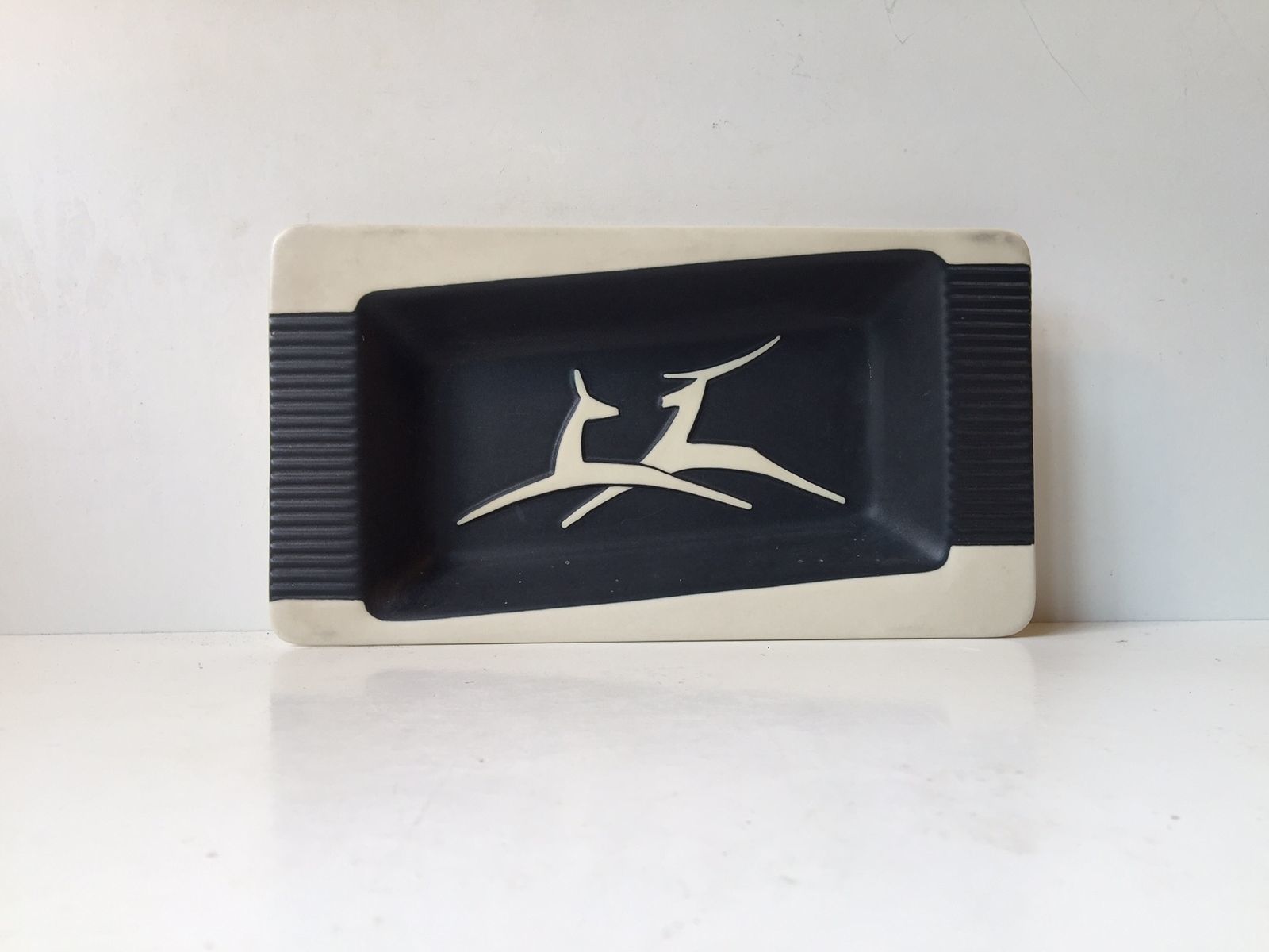 Art Deco Stylized Ceramic Dish By Svend Aage Holm Sørensen For Søholm Keramik, 1950s