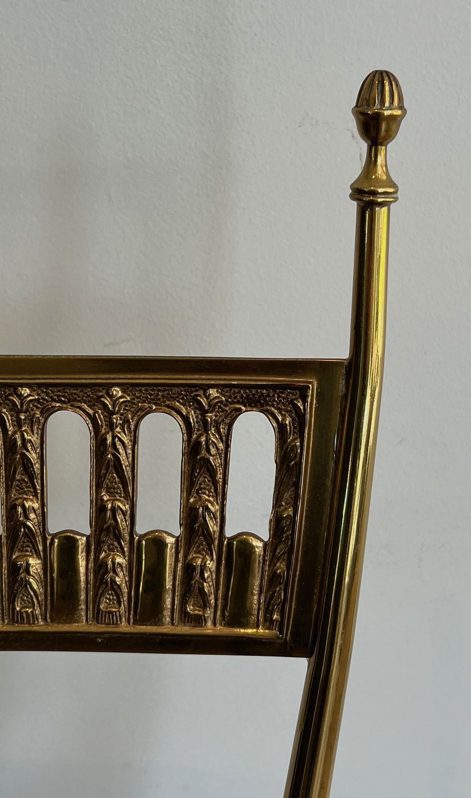 photo furniture Pair Of Neoclassical Brass Chairs From Maison Jansen