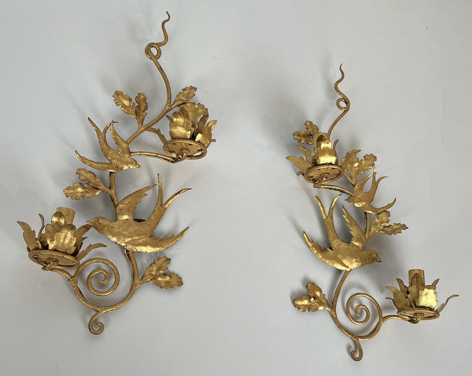 photo vinterior Pair Of Bird Wall Lights In Gilded Metal In The Style Of Maison Baguès