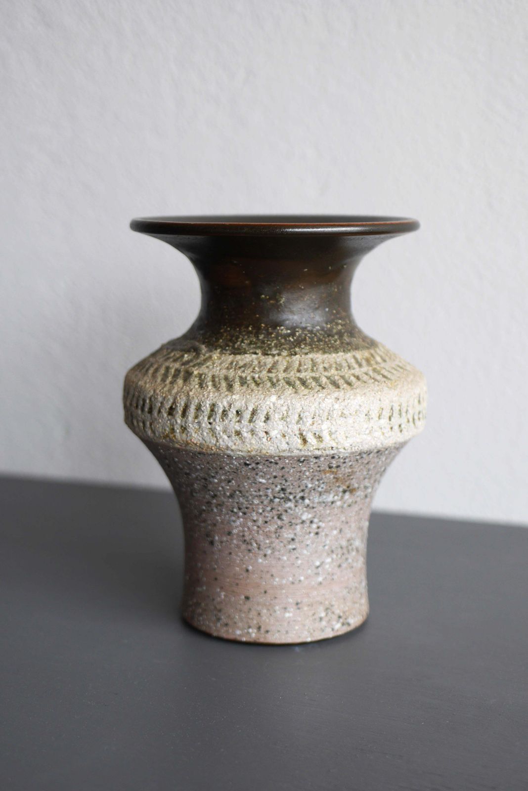 Mid Century Modern Scandinavian Brutalist Art Pottery Vase, Nittsjö Sweden photo 178.0