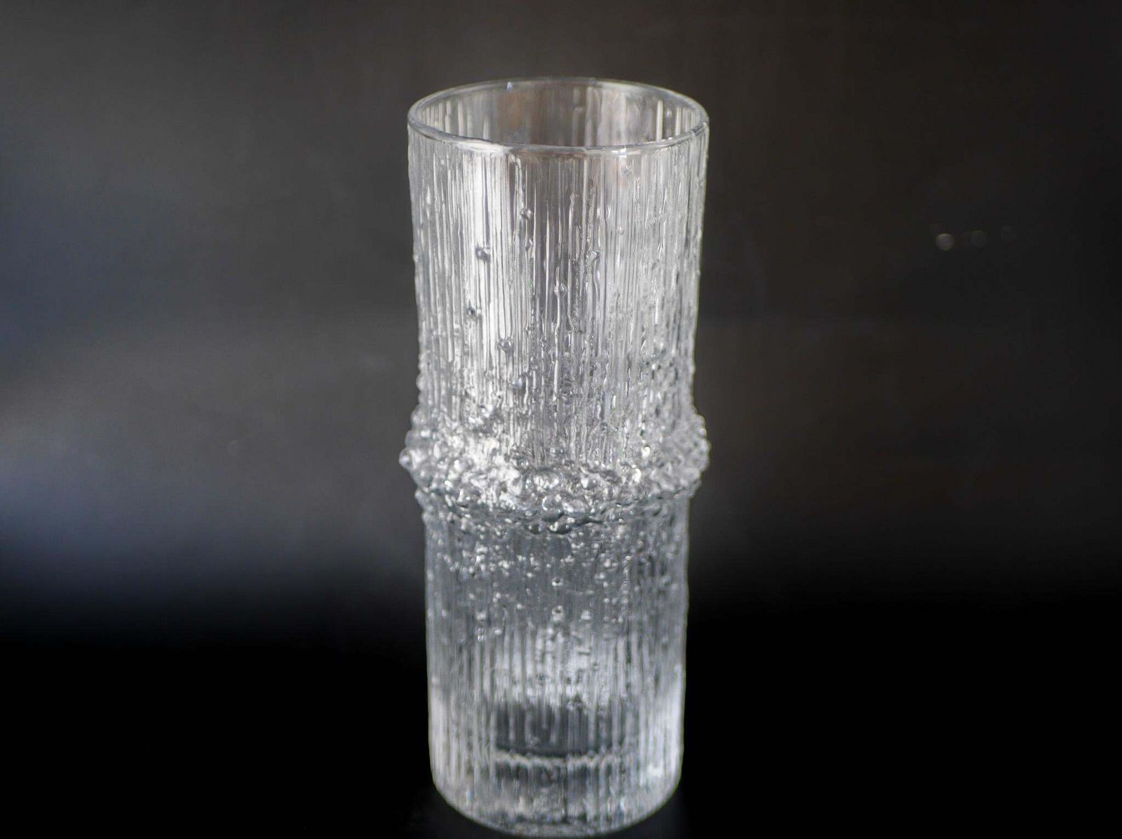 Finnish Art Glass Vase, Known As “Niva”, Made By Tapio Wirkkala For Iittala photo vinterior