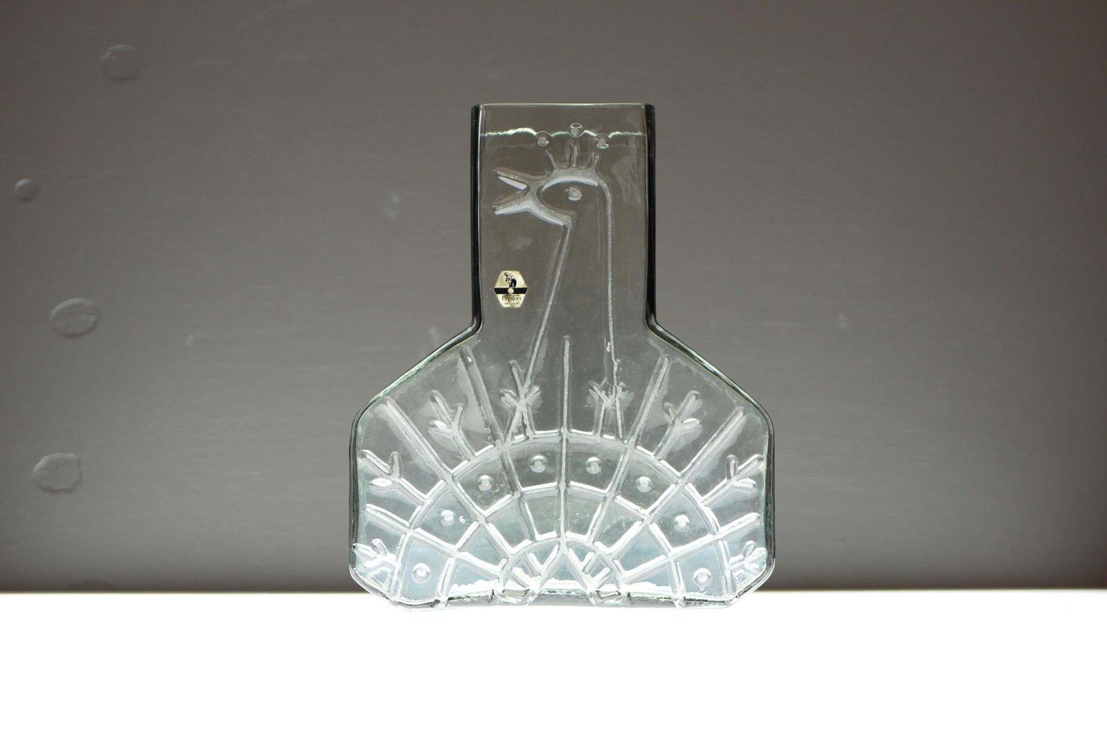 photo vinterior Mid Century Scandinavian Modern Art Glass Vase By Wiktor Berndt For Flygsfors