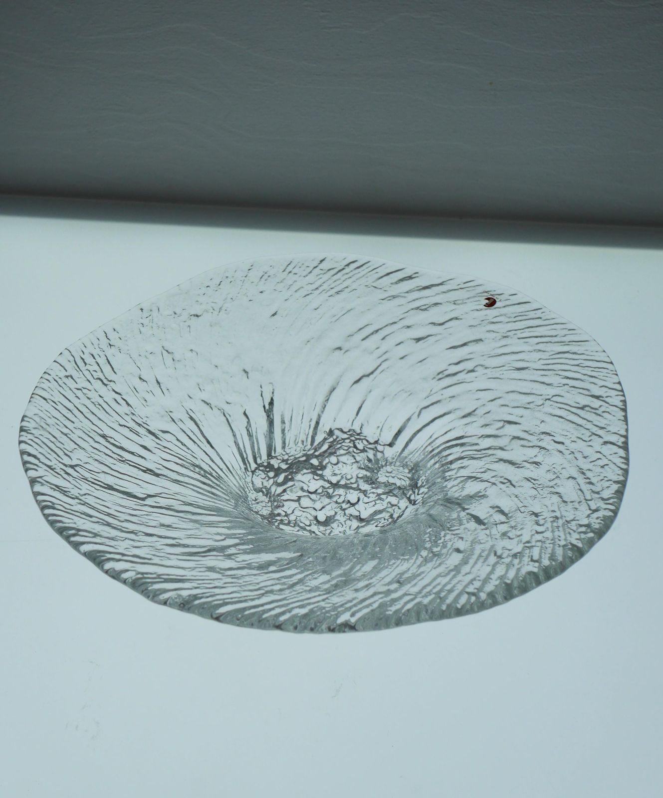 Fins Glasontwerp, Een Schaal "Avanti" Gemaakt Door Tapio Wirkkala Voor Iittala. photo 327.0