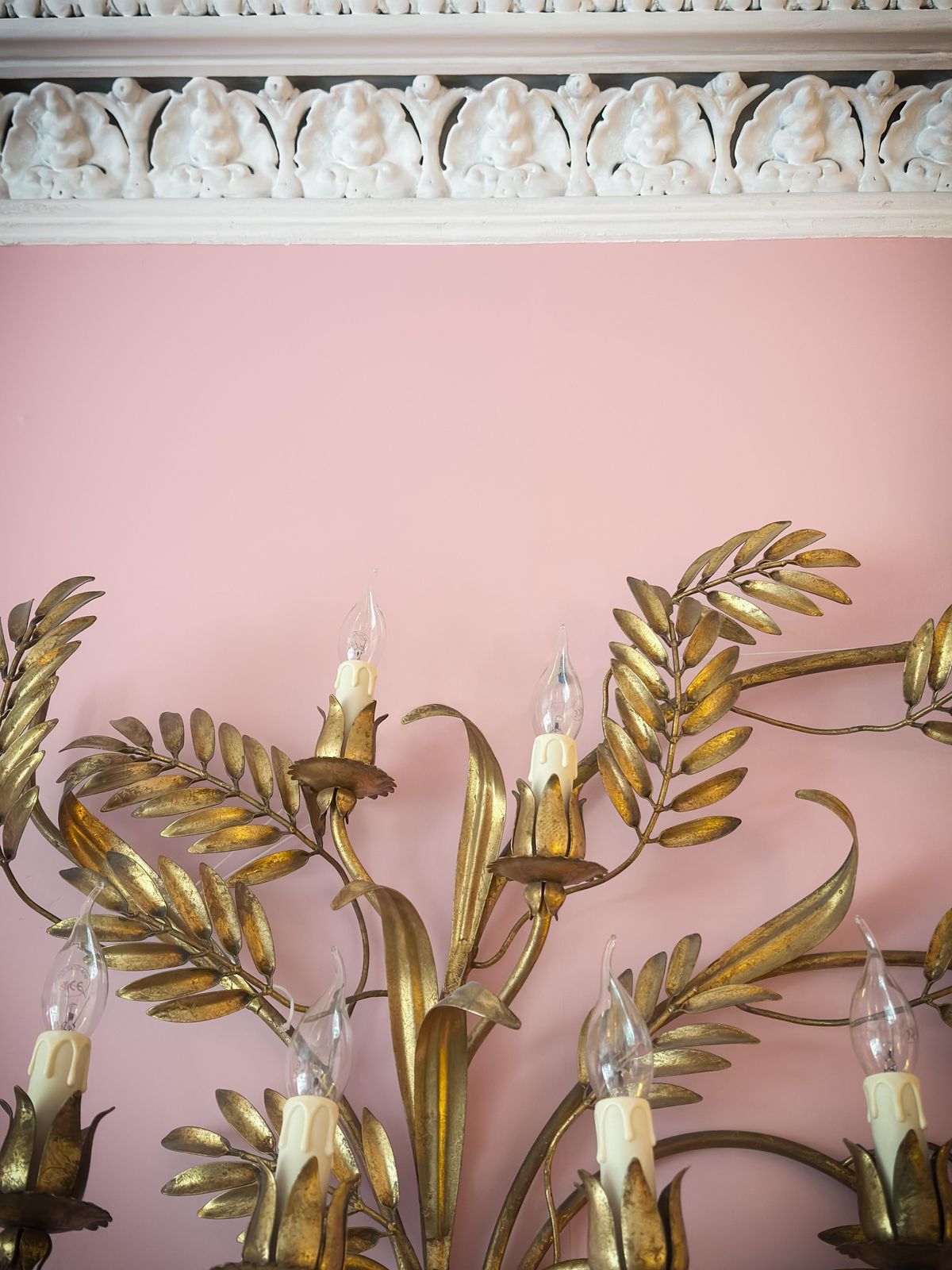 Hollywood Regency Toleware Wall Sconce Gold Metal Wheatsheaf C.1960s Italy photo for sale