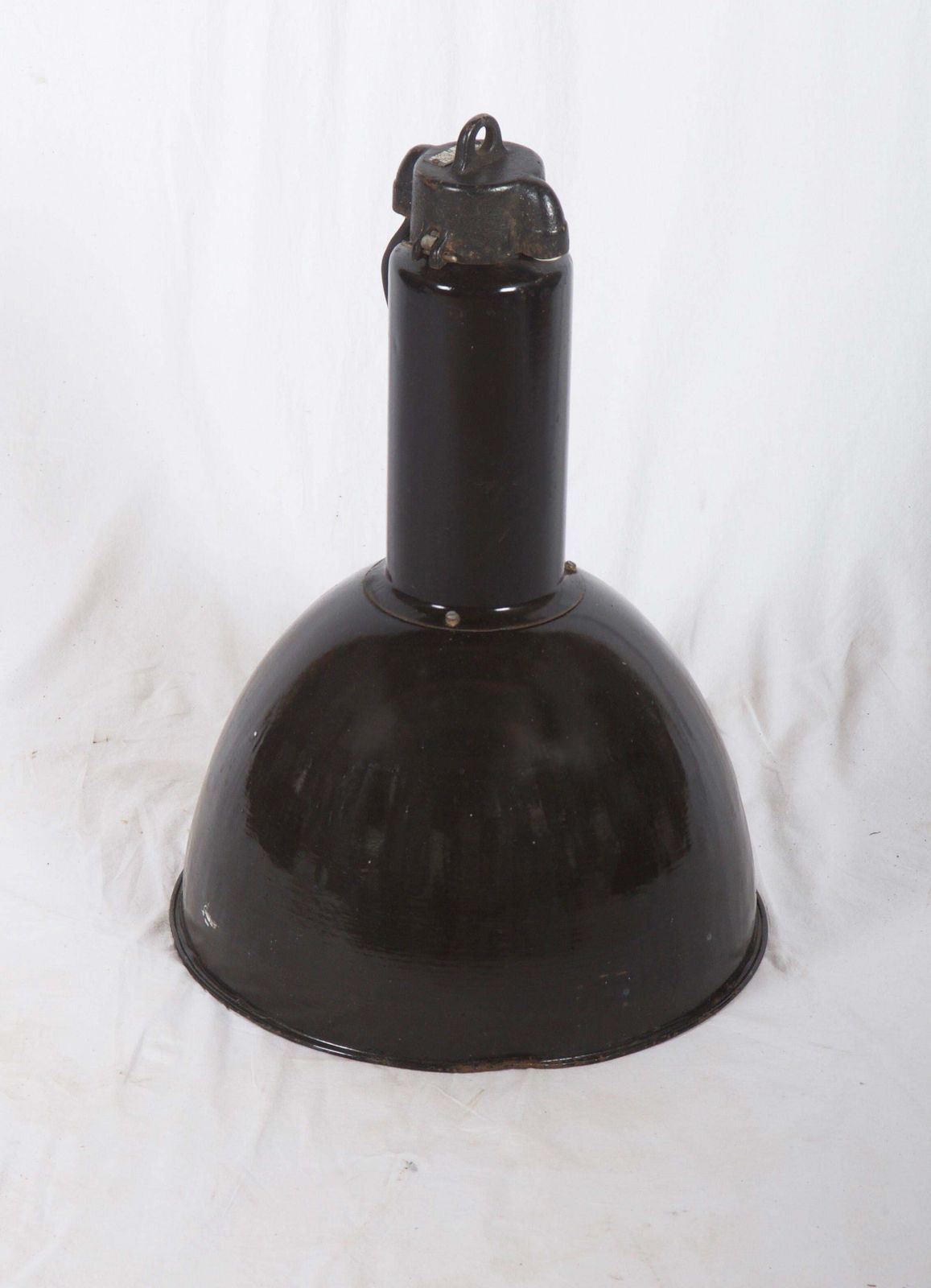 Large Black Factory, Industrial Pendant Lamp photo vinterior