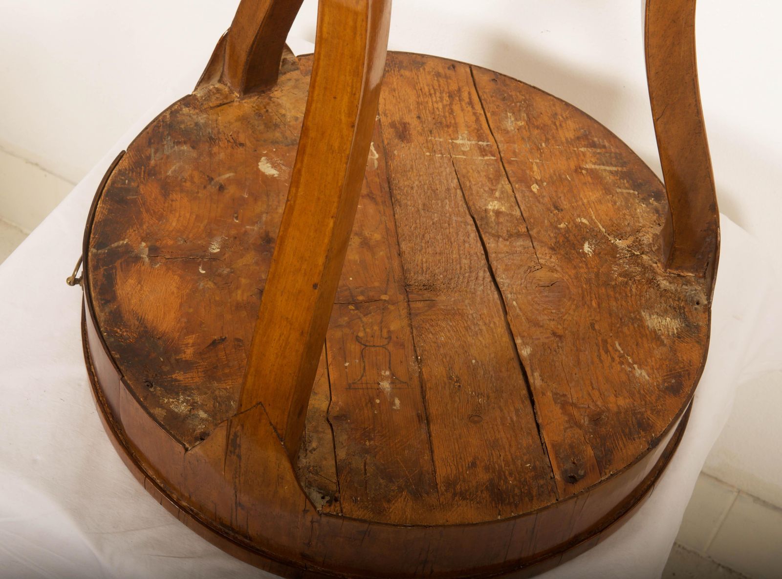 photo vinterior Biedermeier Bijzettafel