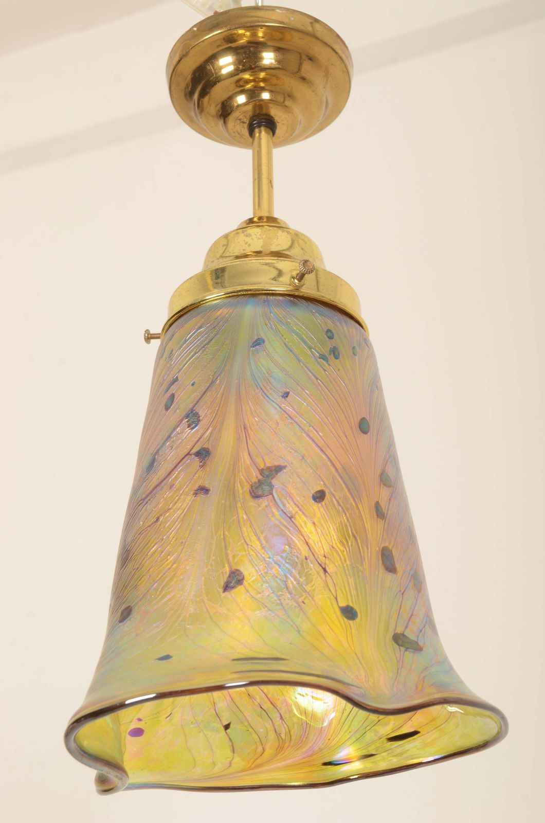Lighting Art Nouveau Yellow/Gold Pendant Lamp photo
