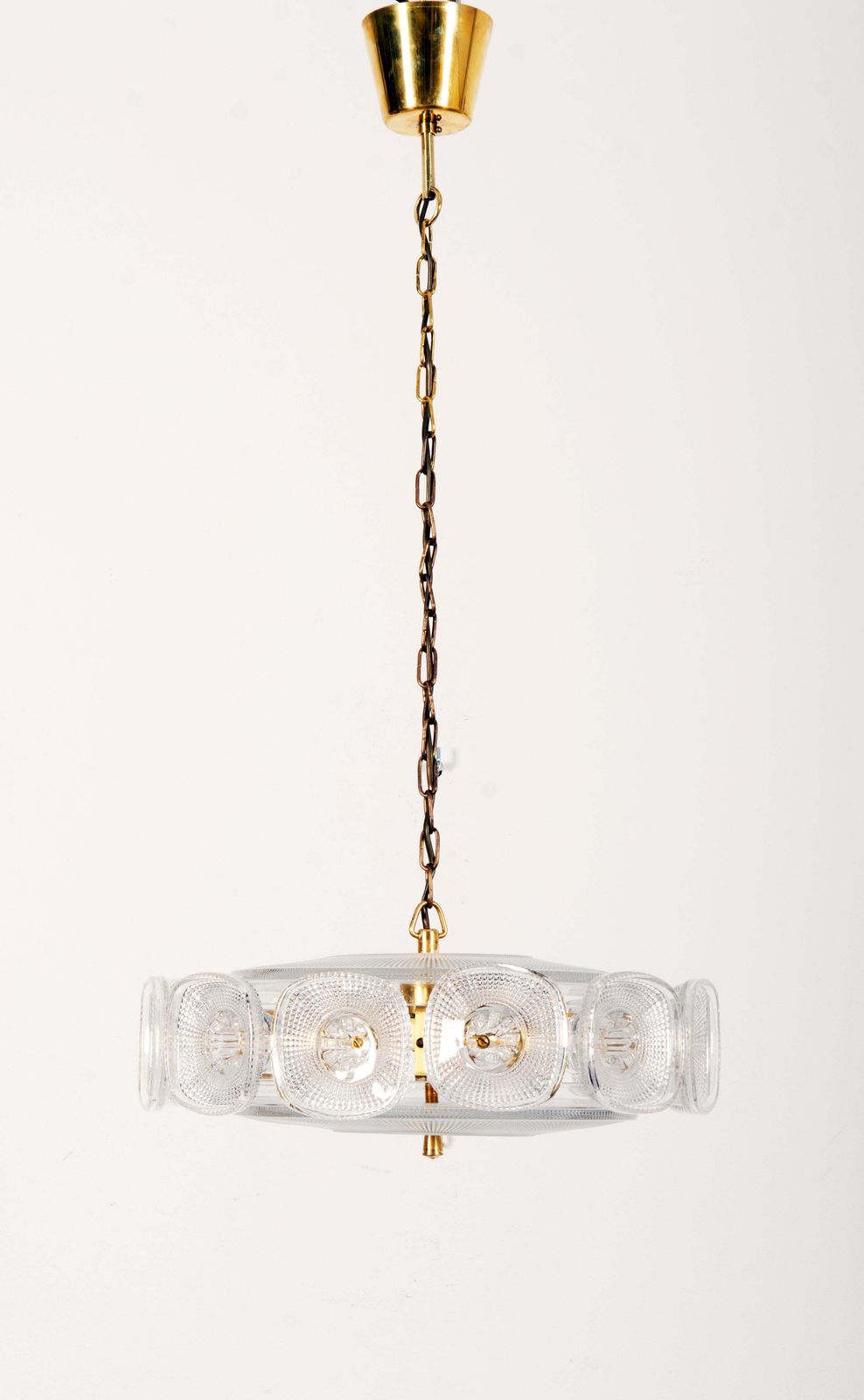 Vineta Chandelier By Kjell Blomberg For Gullaskruf From The 1960s photo vinterior