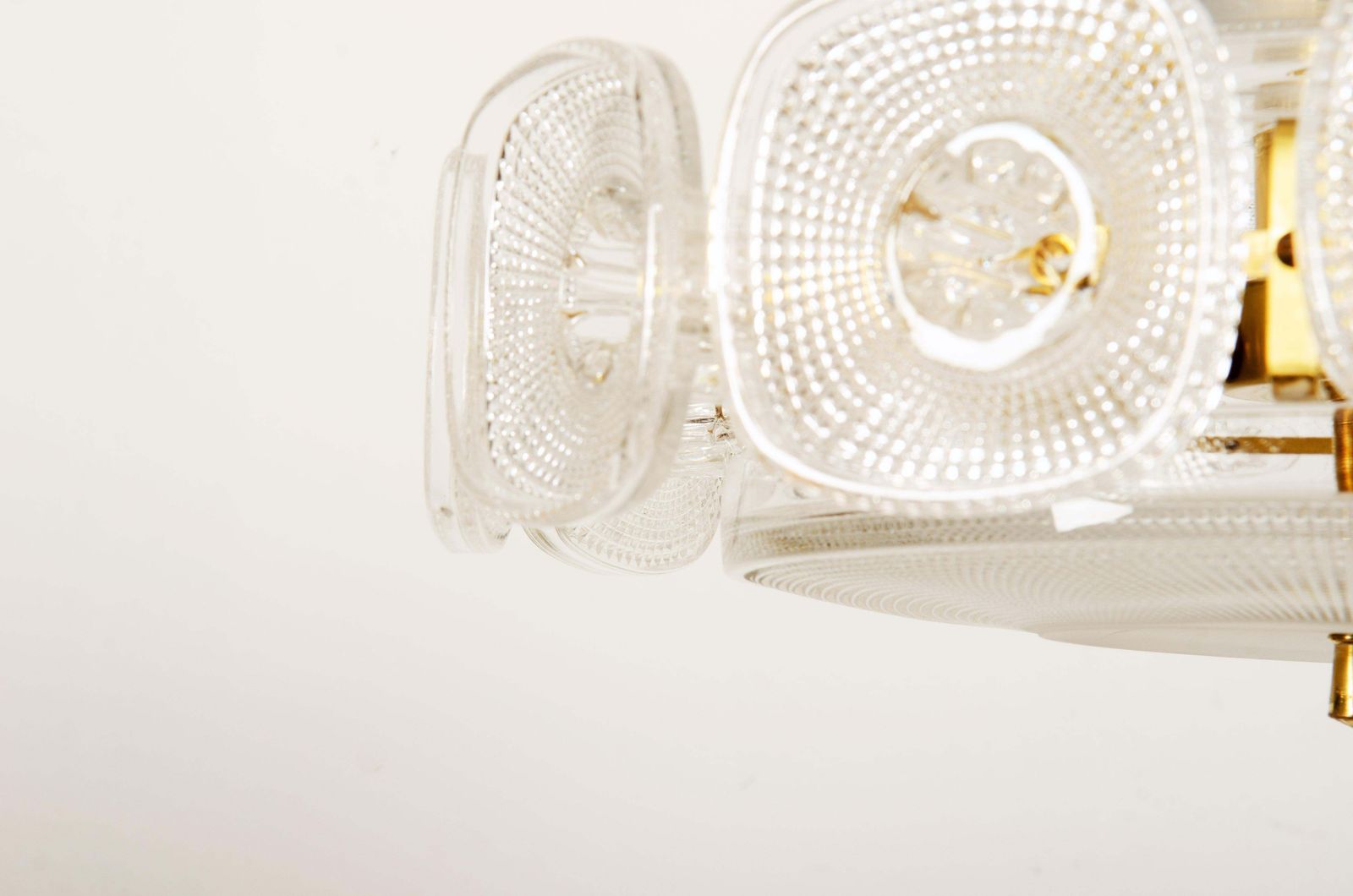 photo furniture Vineta Chandelier By Kjell Blomberg For Gullaskruf From The 1960s