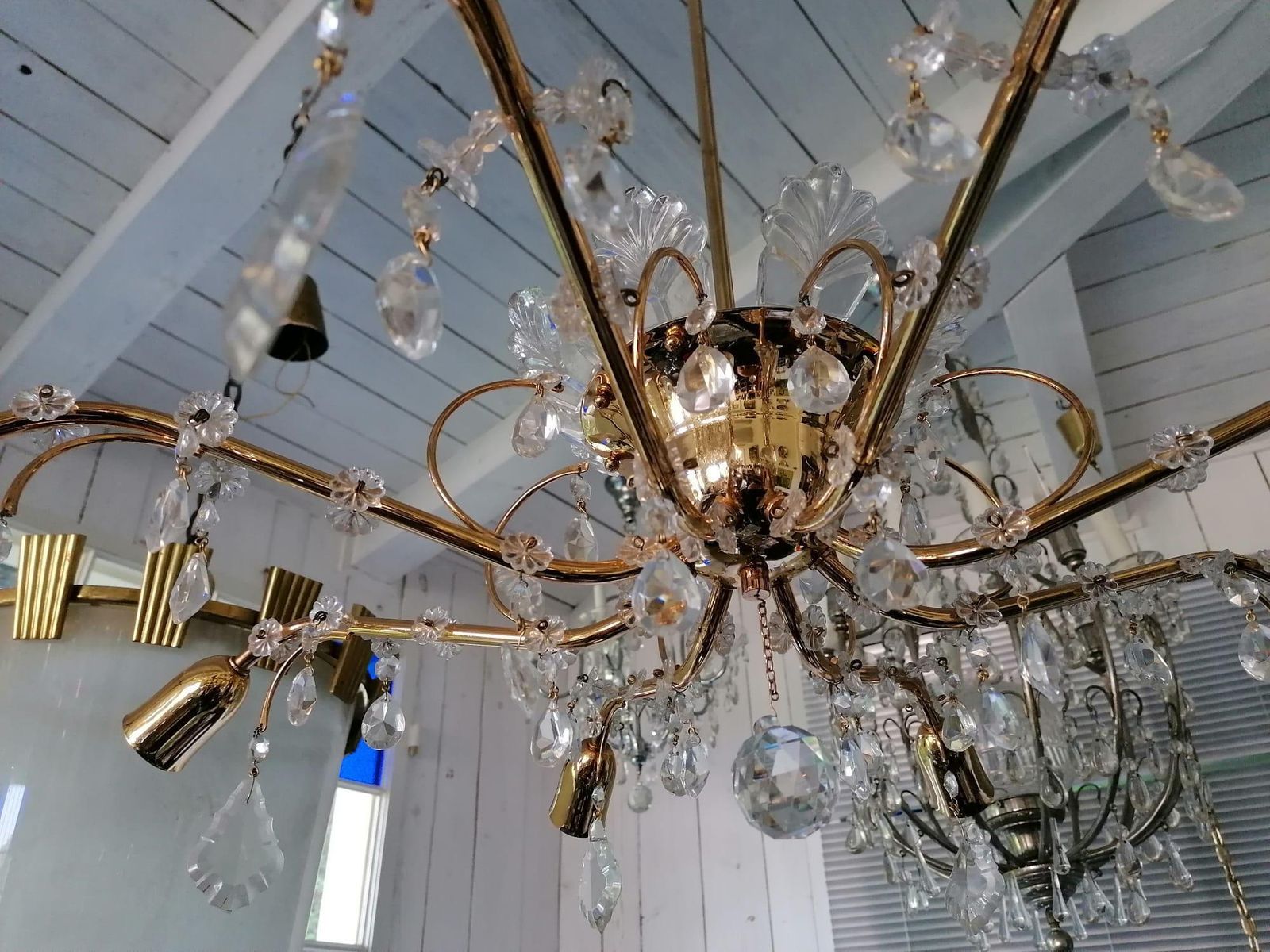 3075.0 Sunburst Chandelier By Lobmeyr photo