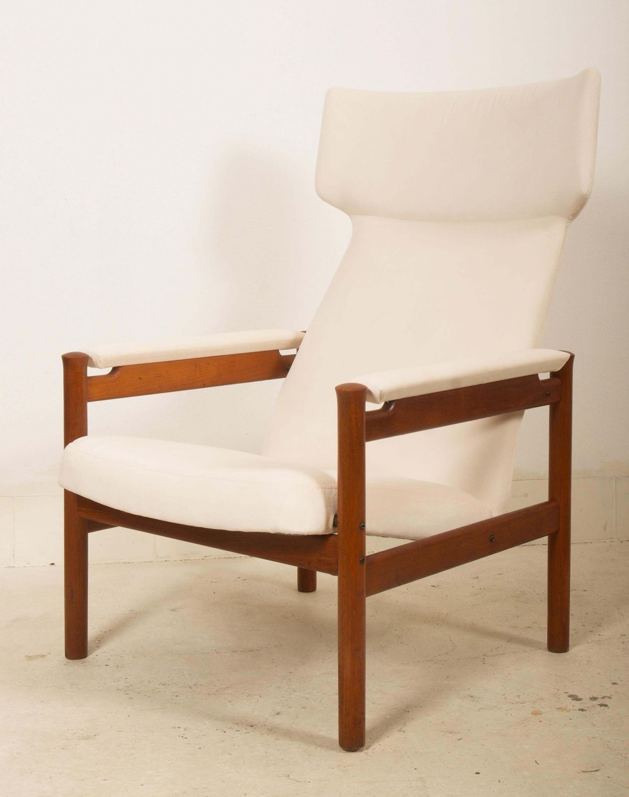 3385.0 Søren Hansen Wingback Chair Lounge Chair photo