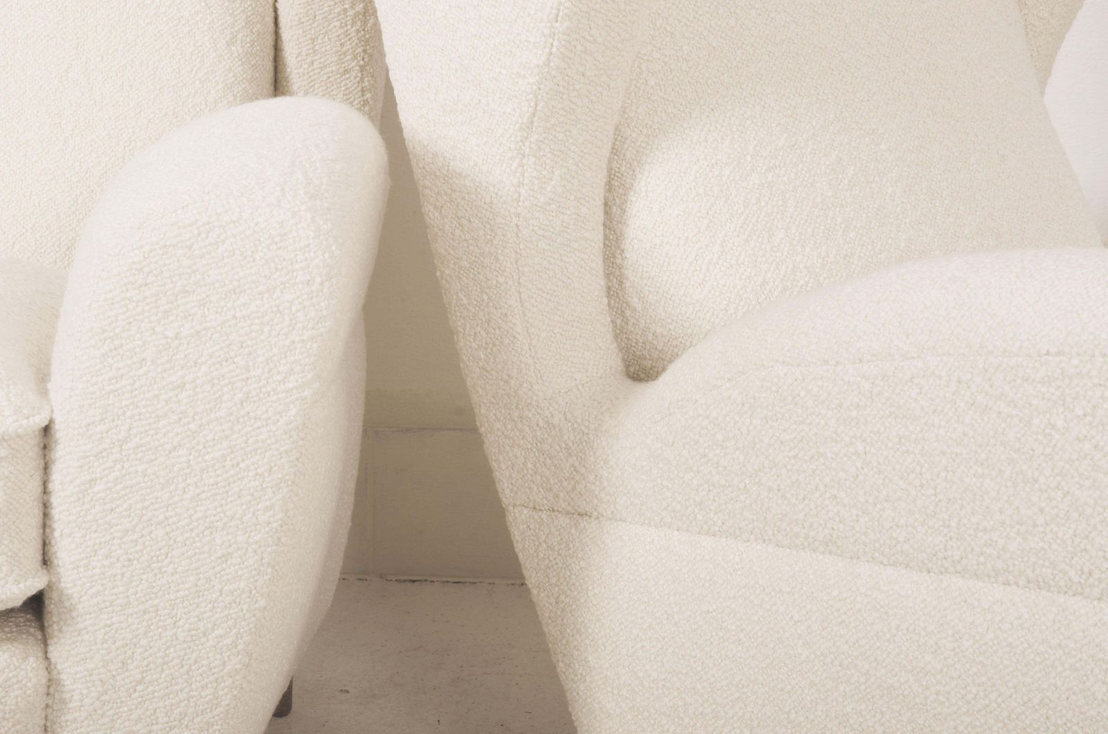 12283.0 Lounge Or Wingback Chairs In Cream Bouclé By Melchiorre Bega photo