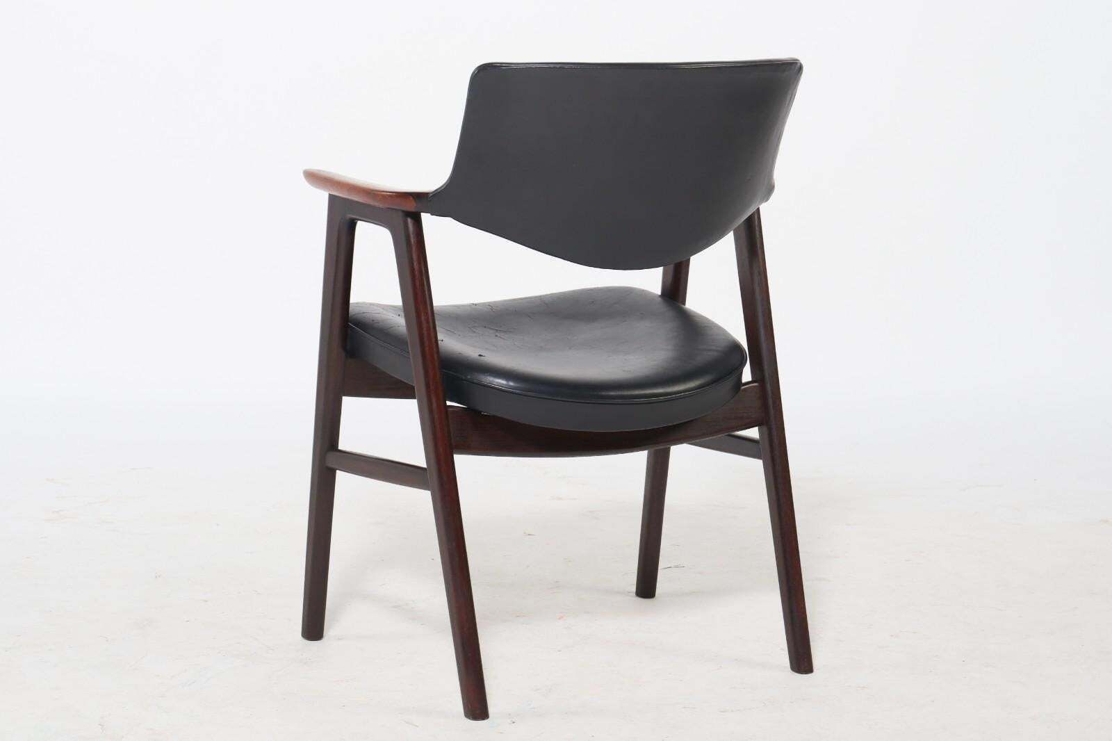 Armchair By Erik Kirkegaard For Høng Stolefabrik photo 1151.0