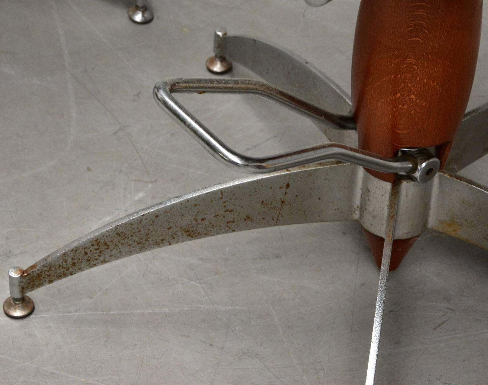 Midcentury Barber, Styling Chair photo vinterior
