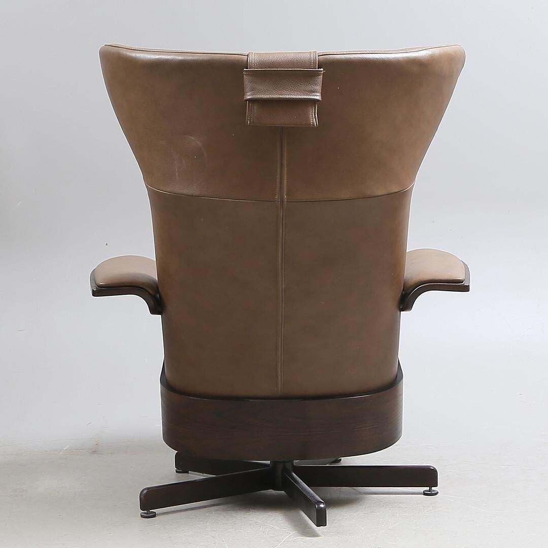 Brunstad Møbler Amanda Leather Armchair With Ottoman photo buy