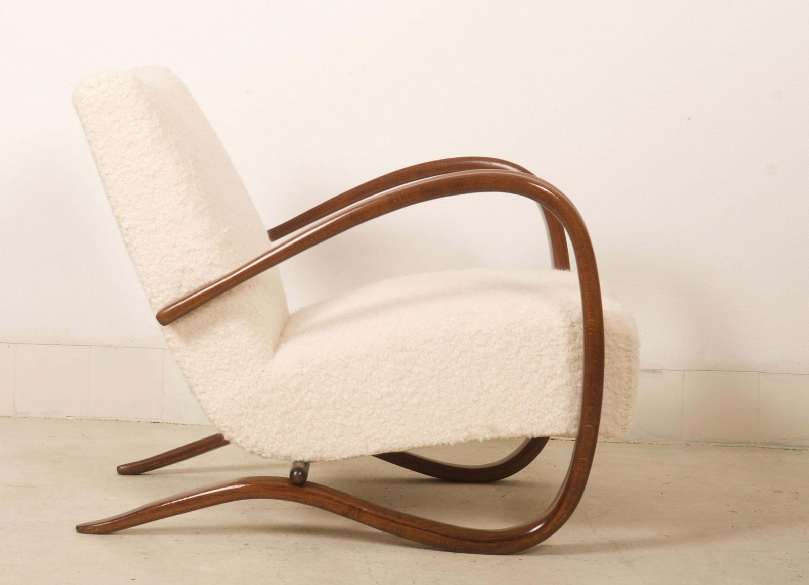 Art Deco Thonet H269 Armchair By Jindrich Halabala Bouclé Fabric photo vinterior