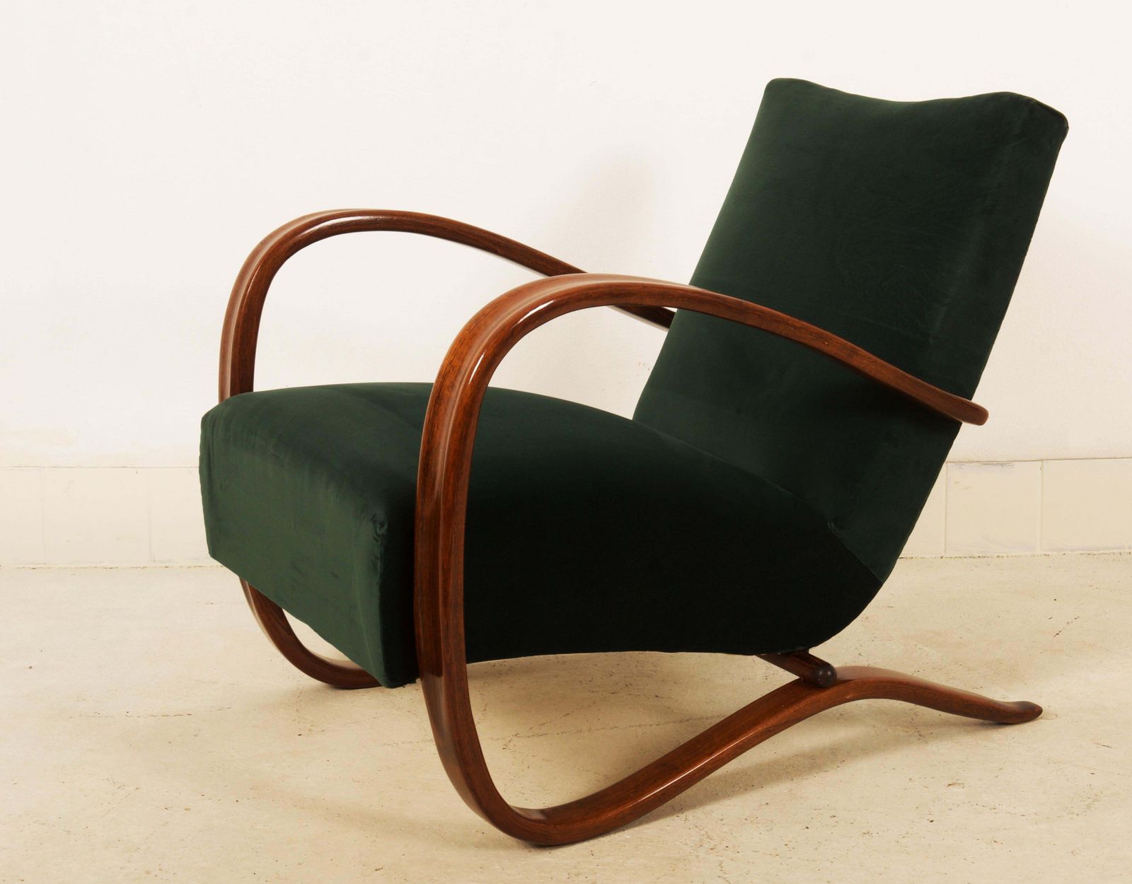 Art Deco Thonet H269 Armchair By Jindrich Halabala photo furniture