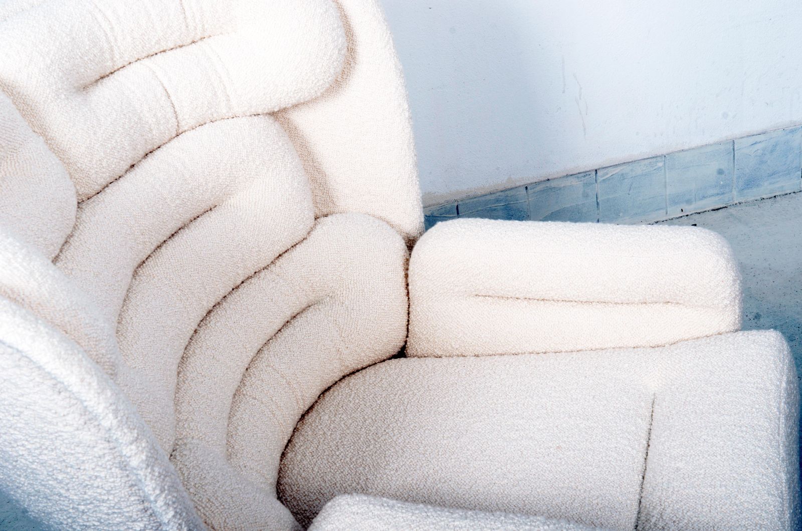photo buy Joe Colombo Swivel "Elda" Italian Lounge Chair
