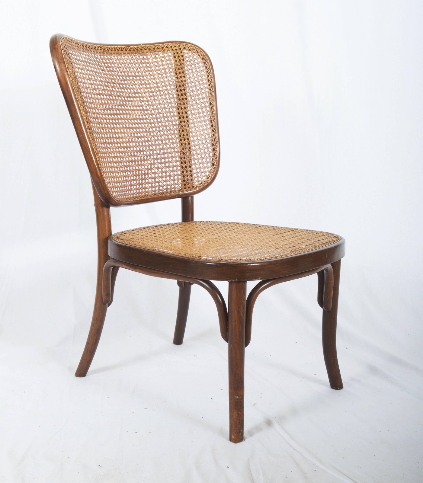 photo furniture Bauhaus Long Chair By Gustav Adolf Schneck For Thonet