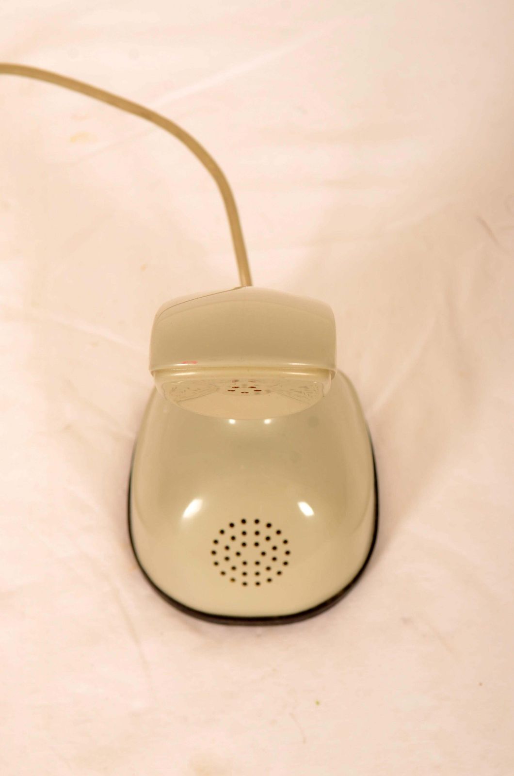 Gray Cobra Table Phone, Ericofon By Lm Ericsson photo vinterior