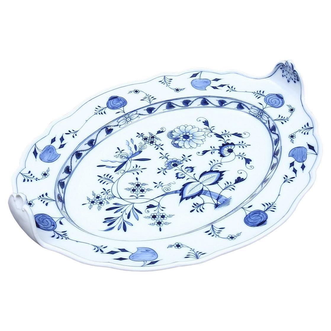 Carl Teichert, Meissen Porcelain Blue Onion Platter, Circa 1880s