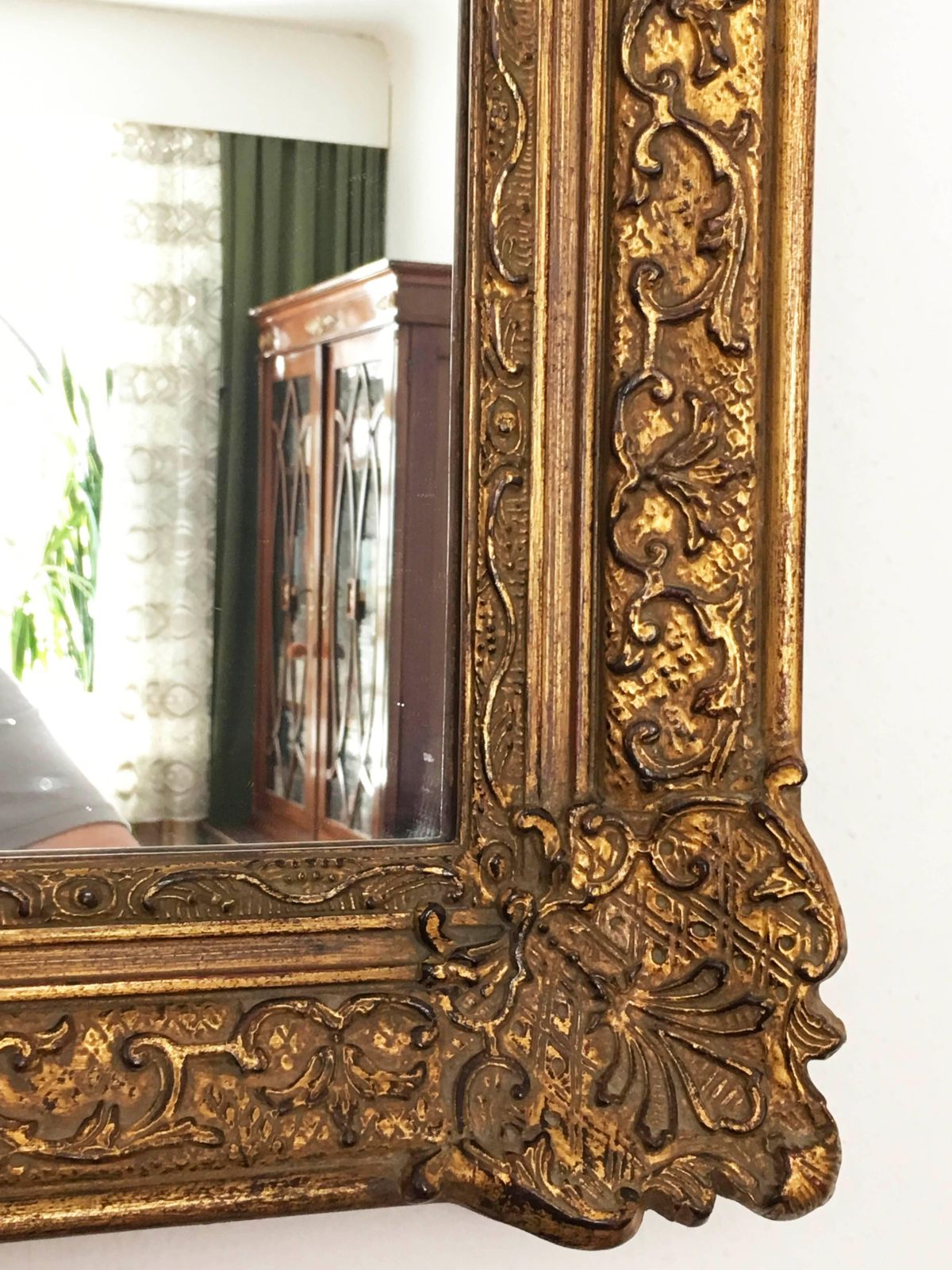 Early 20th Century Baroque Style, Century Style Giltwood Carved Mirror photo furniture